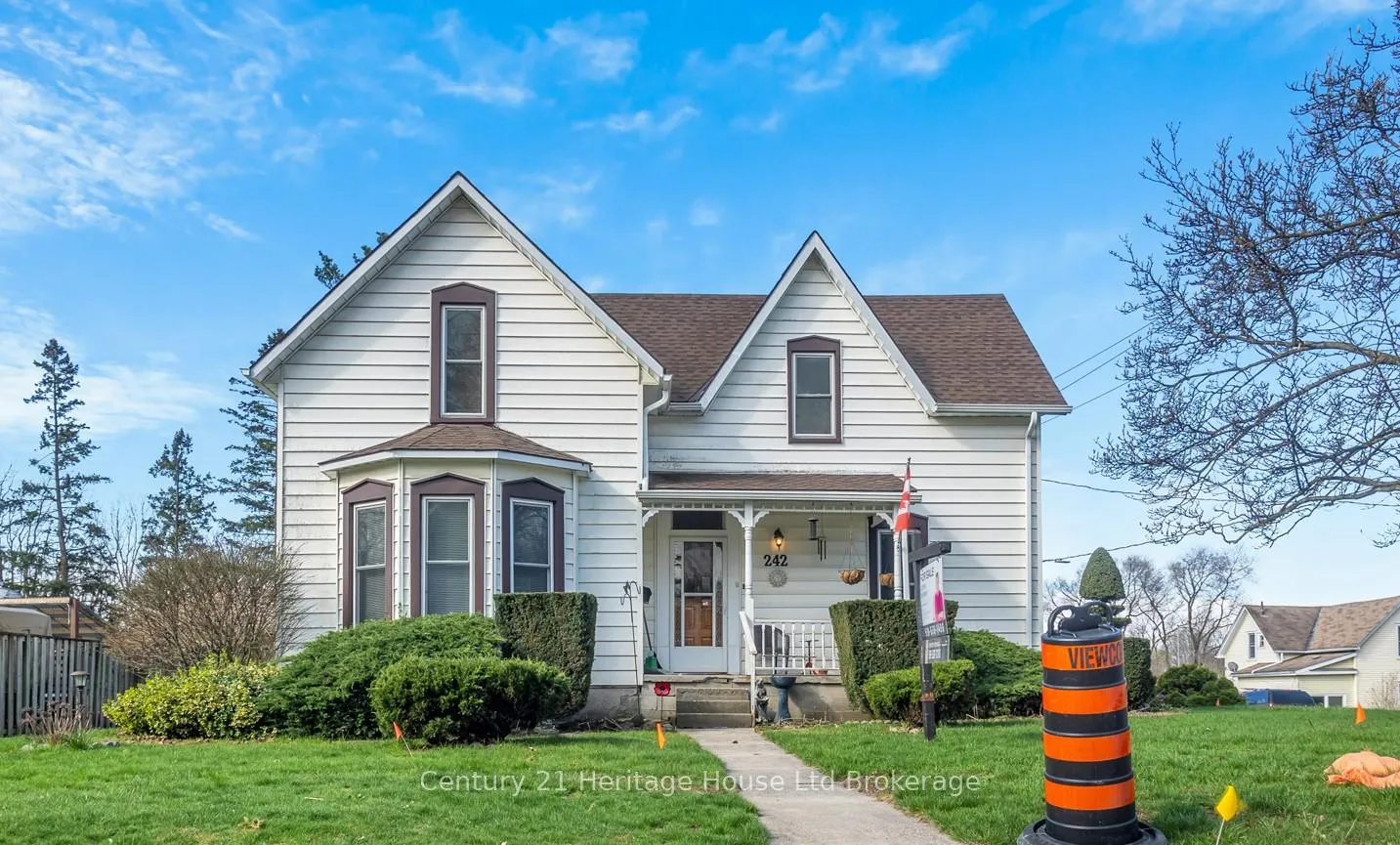 Front of 242 Wonham Street S
