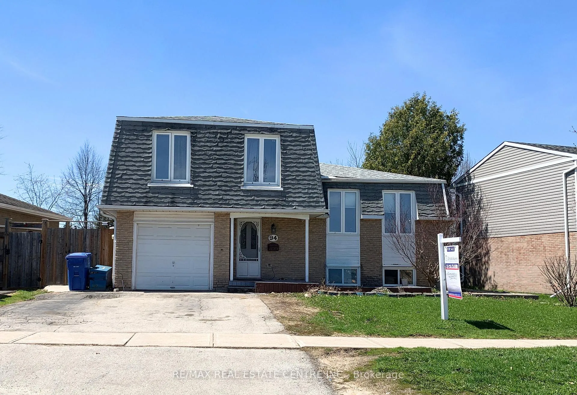 Photo 1 of 94 Diane Drive, Orangeville — HOMEH