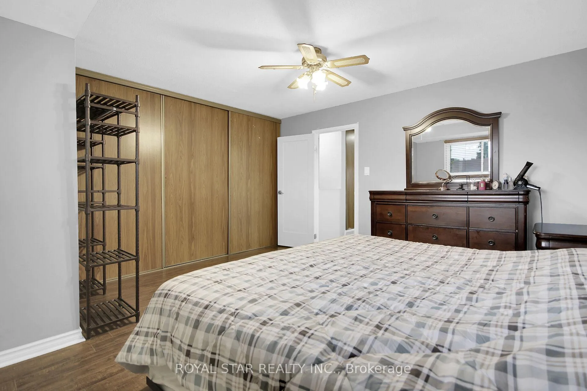 Photo 23 of 2761 Pimlico Crescent, Ottawa, Emerald Woods/Sawmill Creek — HOMEH