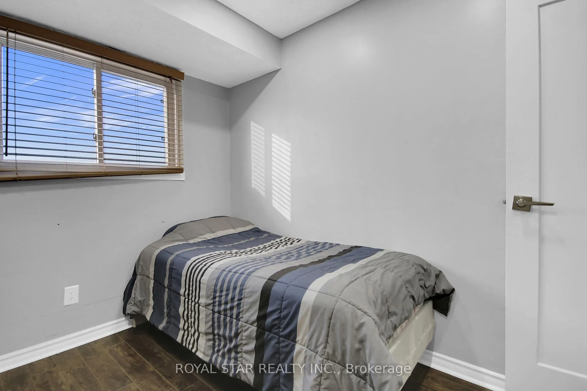 Photo 30 of 2761 Pimlico Crescent, Ottawa, Emerald Woods/Sawmill Creek — HOMEH