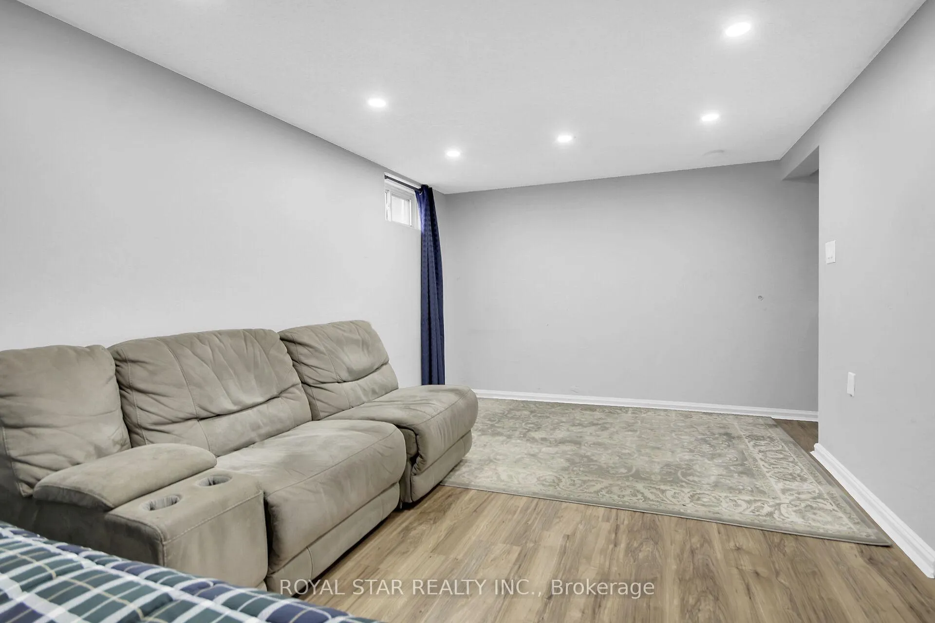 Photo 33 of 2761 Pimlico Crescent, Ottawa, Emerald Woods/Sawmill Creek — HOMEH