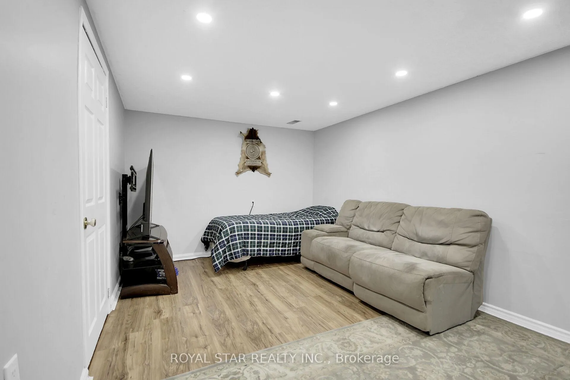 Photo 34 of 2761 Pimlico Crescent, Ottawa, Emerald Woods/Sawmill Creek — HOMEH