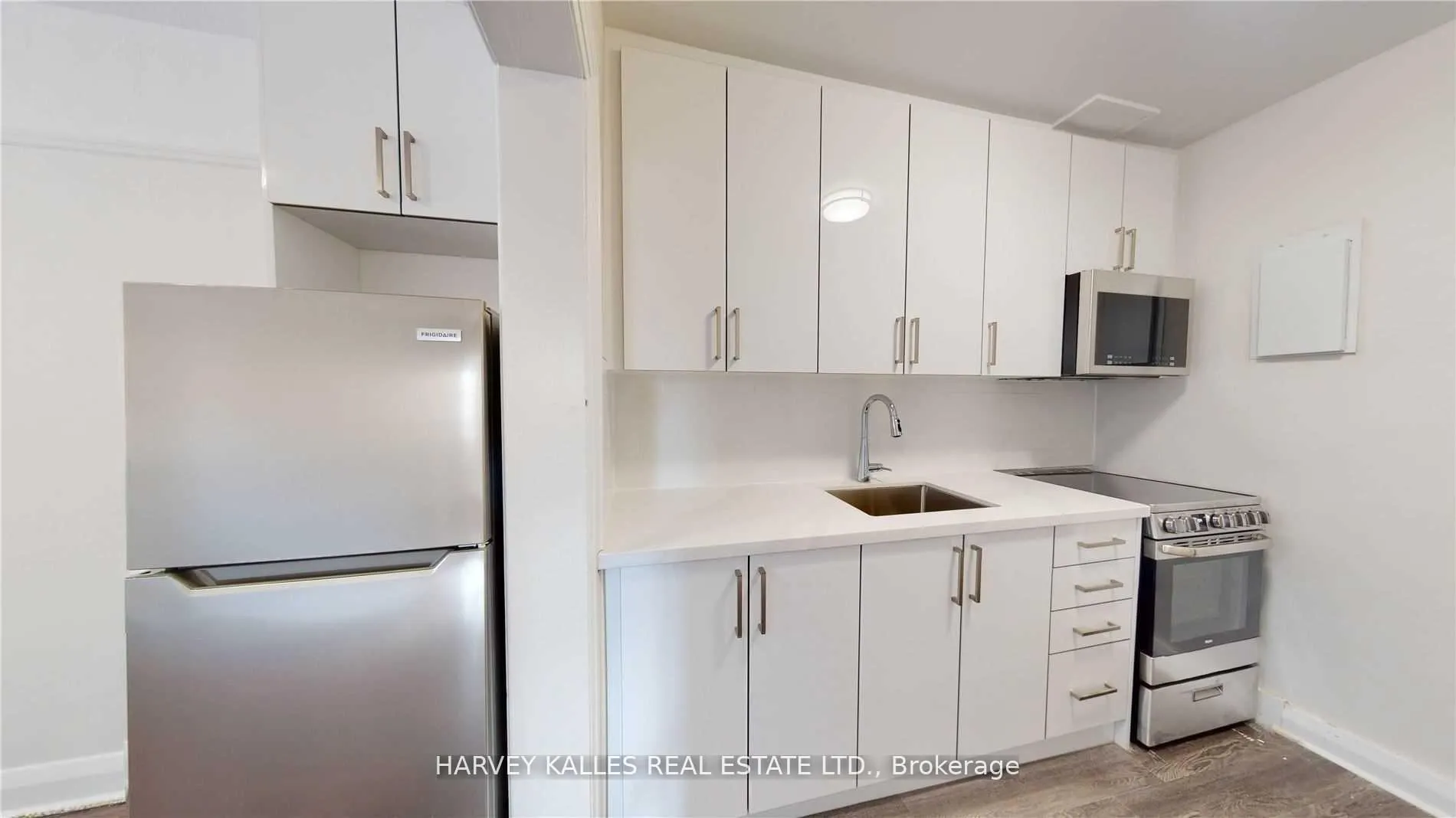 Photo 13 of Unit 3, 320 Lonsdale Road, Toronto, Forest Hill South — HOMEH