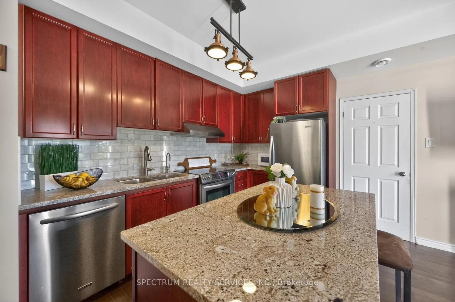 Photo 14 of Unit 23, 60 Fairwood Circle, Brampton, Sandringham-Wellington — HOMEH