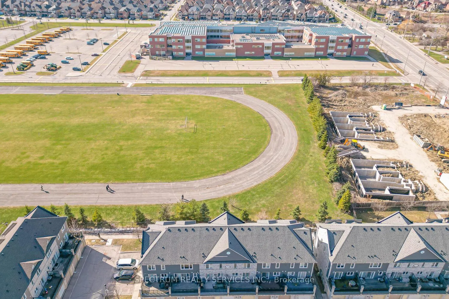 Photo 26 of Unit 23, 60 Fairwood Circle, Brampton, Sandringham-Wellington — HOMEH