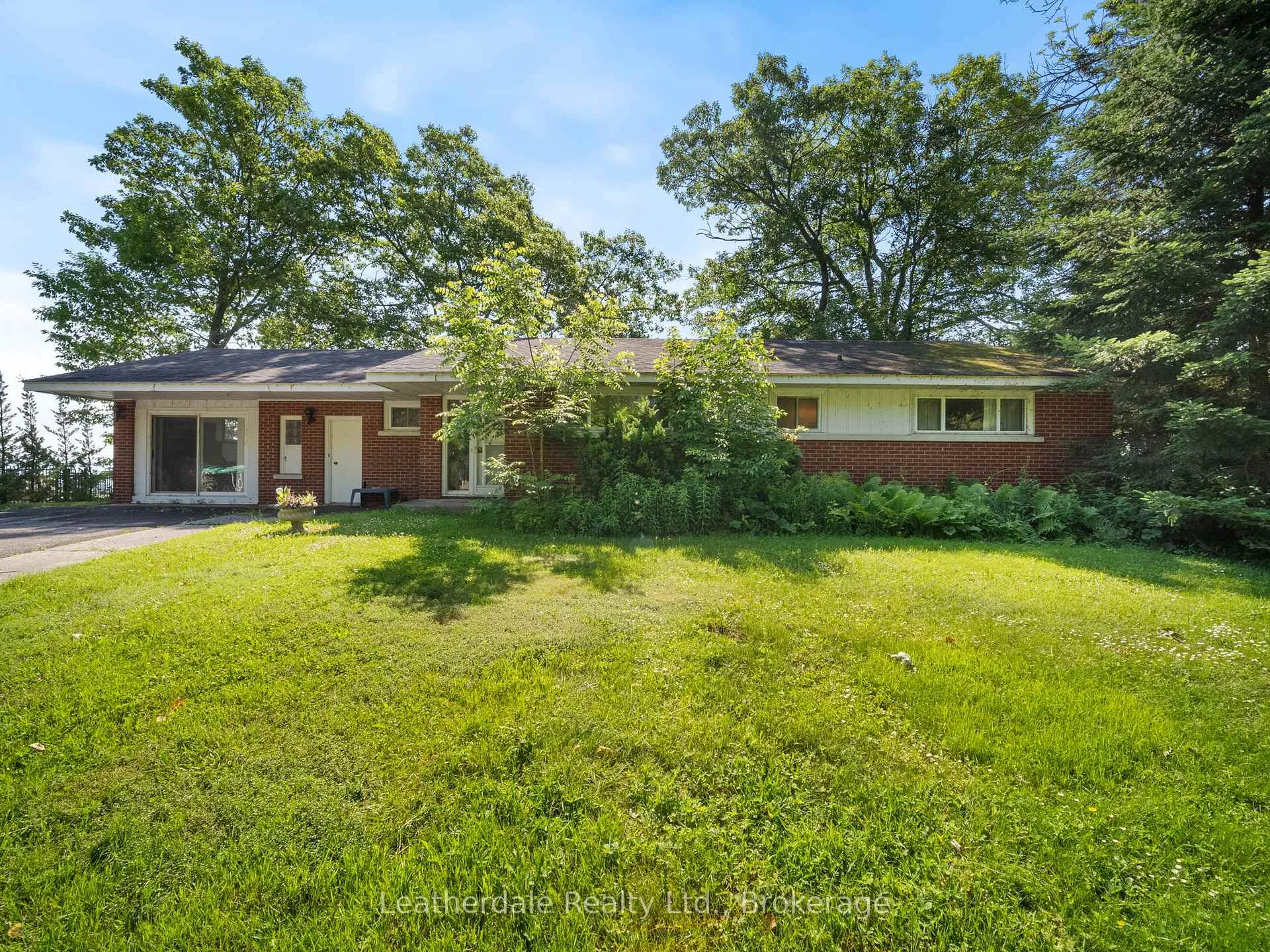 Photo 1 of 24 Maple Drive, Orillia — HOMEH