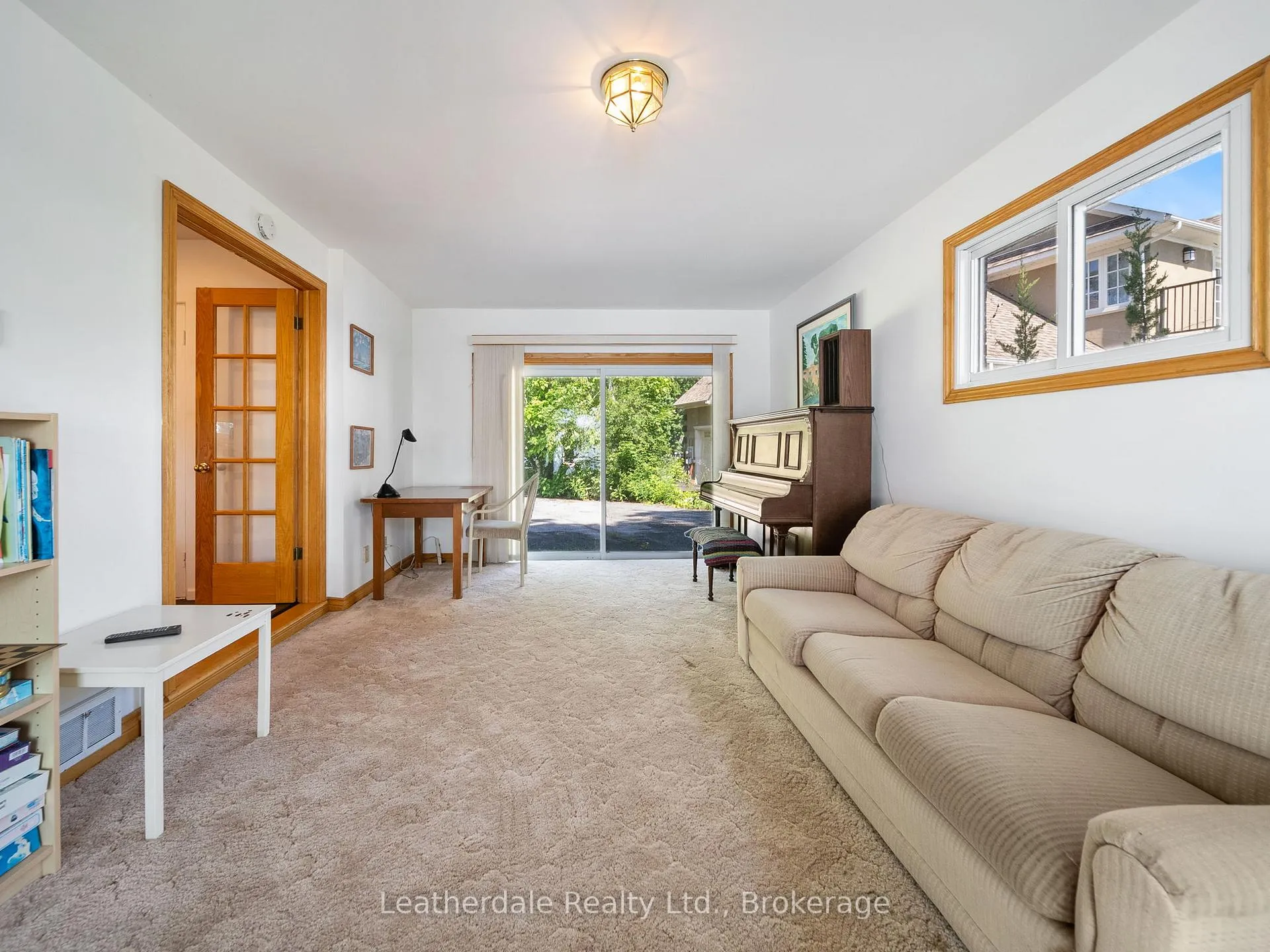 Photo 9 of 24 Maple Drive, Orillia — HOMEH