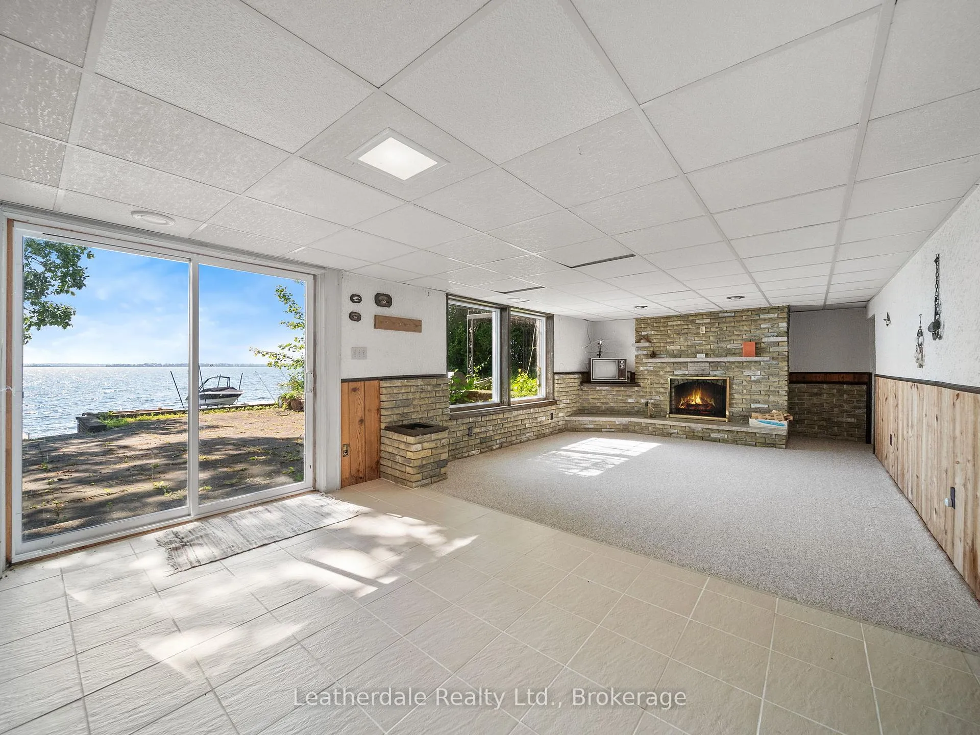 Photo 18 of 24 Maple Drive, Orillia — HOMEH