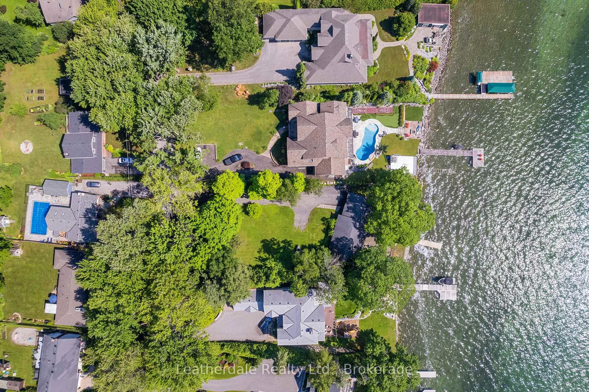 Photo 23 of 24 Maple Drive, Orillia — HOMEH