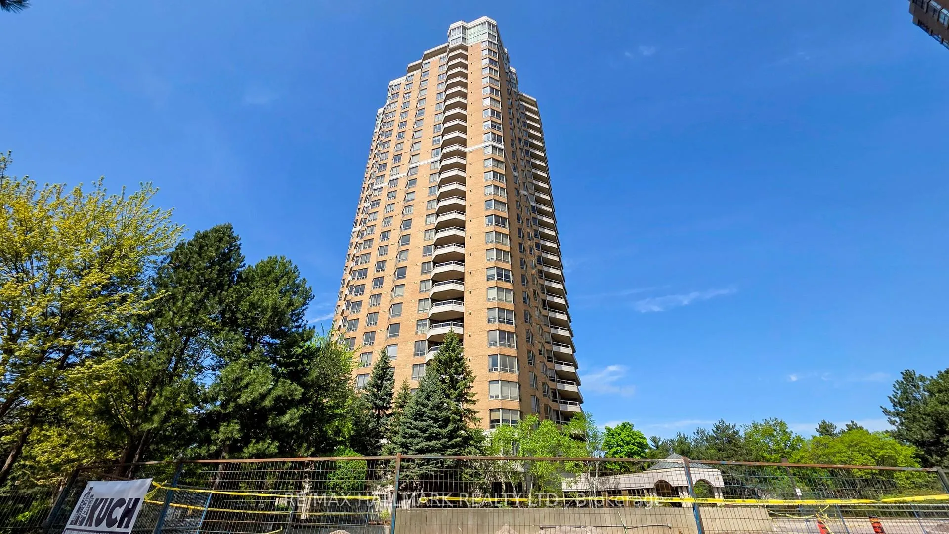 Photo of Unit 1610, 89 Skymark Drive