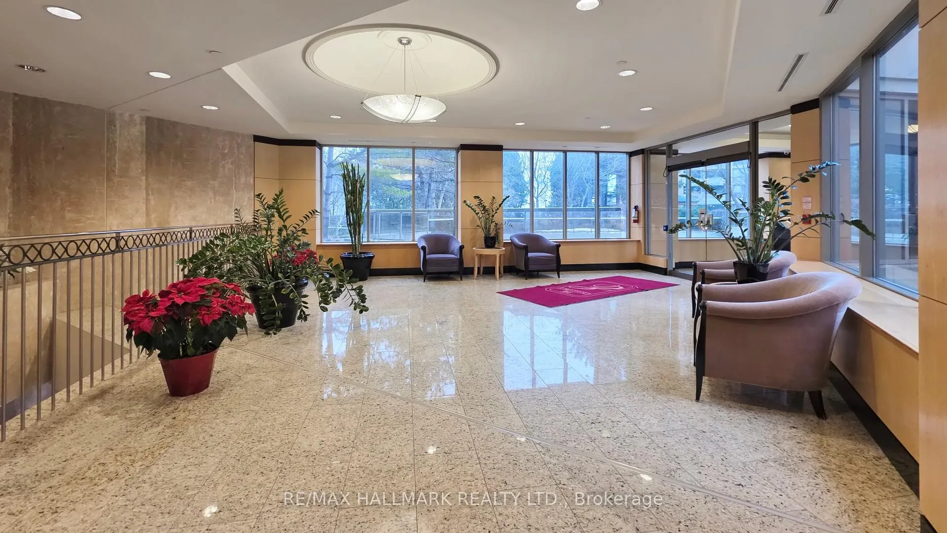 Photo 5 of Unit 1610, 89 Skymark Drive, North York, Hillcrest Village — HOMEH