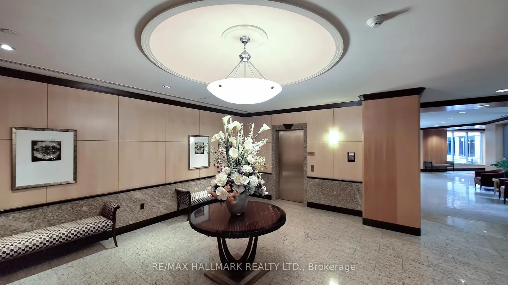 Photo 6 of Unit 1610, 89 Skymark Drive, North York, Hillcrest Village — HOMEH