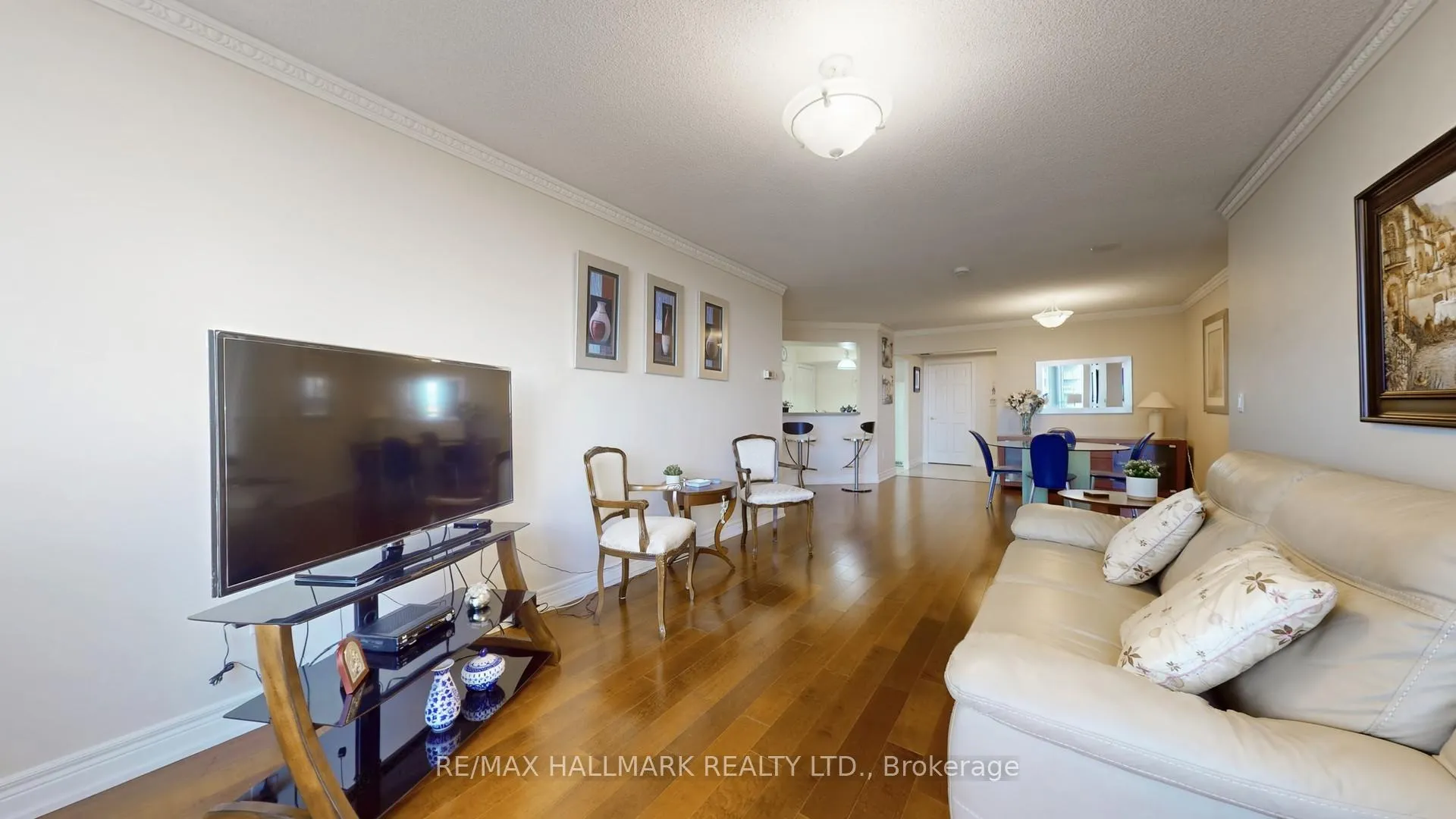 Photo 10 of Unit 1610, 89 Skymark Drive, North York, Hillcrest Village — HOMEH