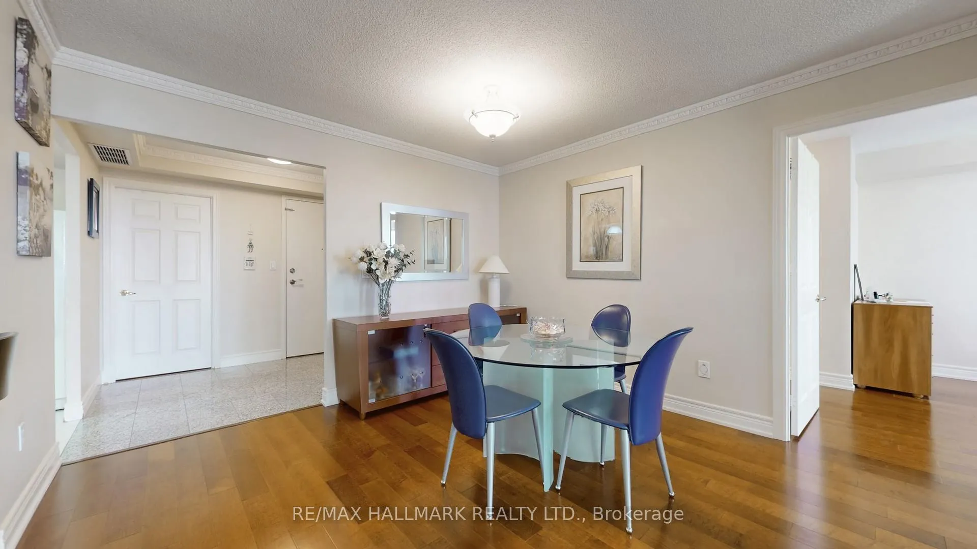 Photo 11 of Unit 1610, 89 Skymark Drive, North York, Hillcrest Village — HOMEH
