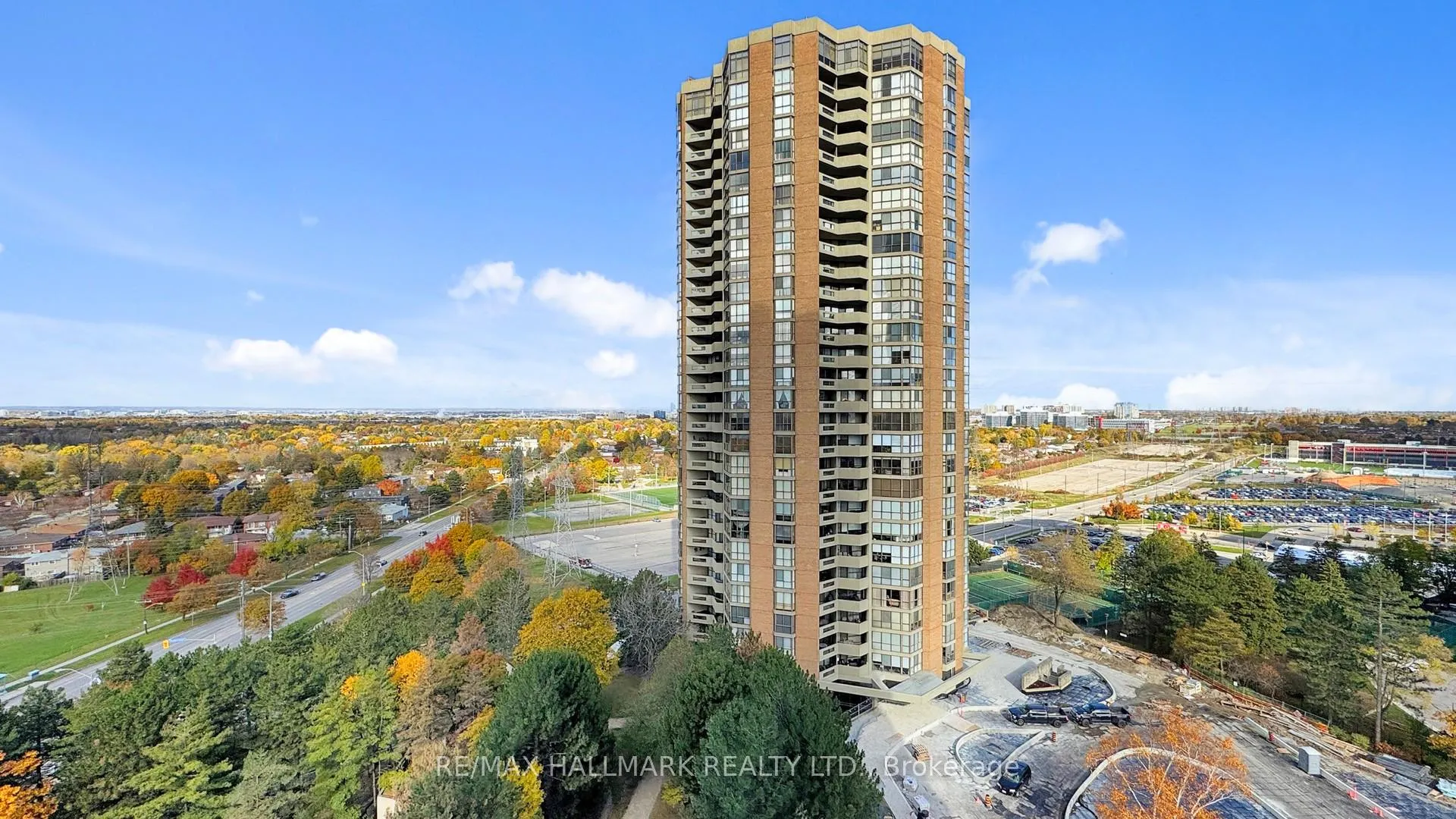 Photo 24 of Unit 1610, 89 Skymark Drive, North York, Hillcrest Village — HOMEH