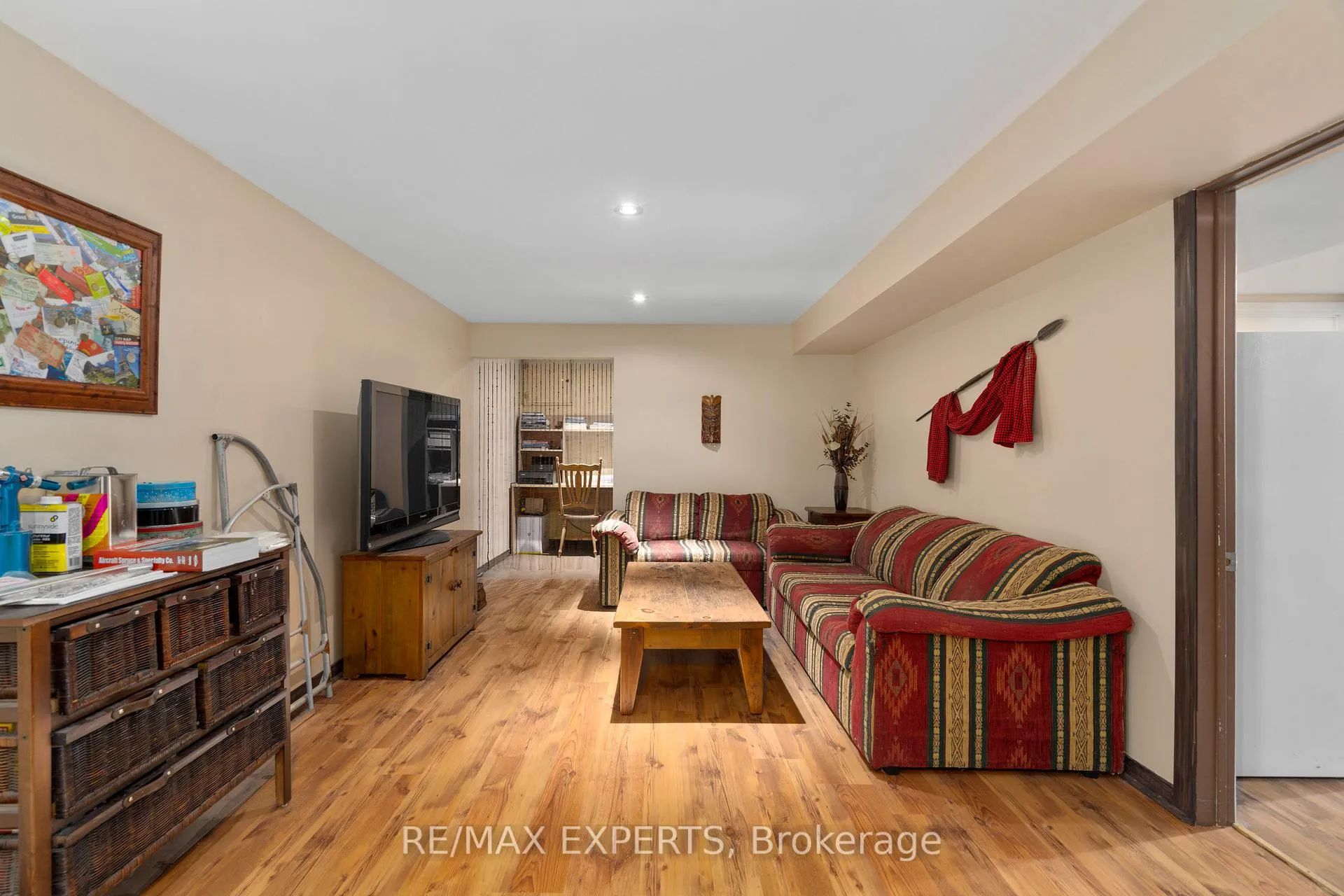 Photo 25 of 28 Hilltop Drive, Caledon, Caledon East — HOMEH