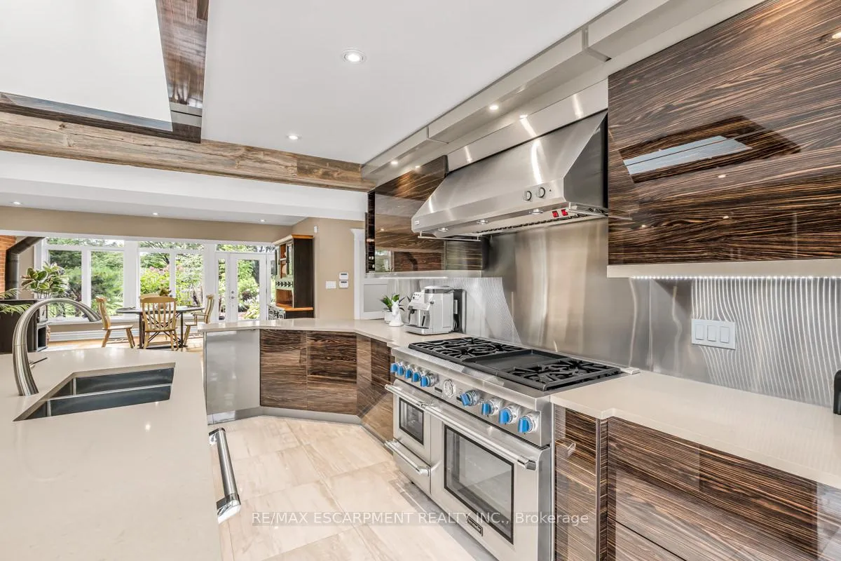 Photo 9 of 1399 Safari Road, Hamilton, Rural Flamborough — HOMEH