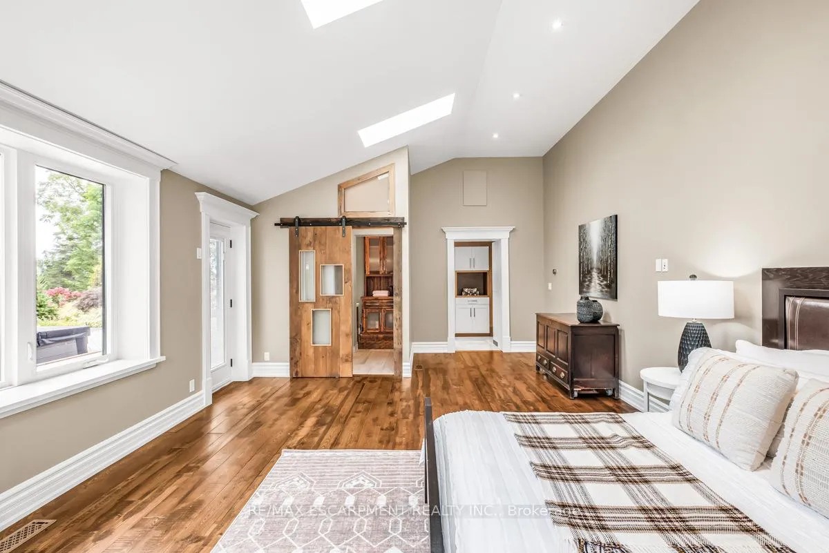 Photo 16 of 1399 Safari Road, Hamilton, Rural Flamborough — HOMEH