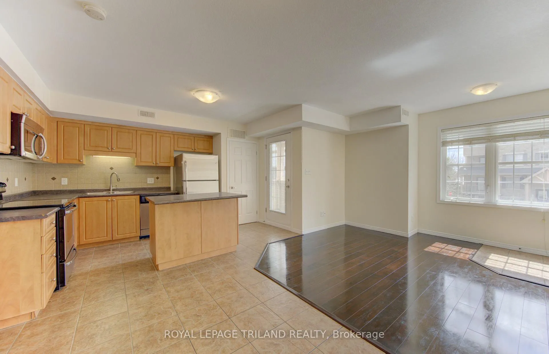 Photo 6 of Unit 9H, 1460 Highland Road W, Kitchener, Highland West — HOMEH