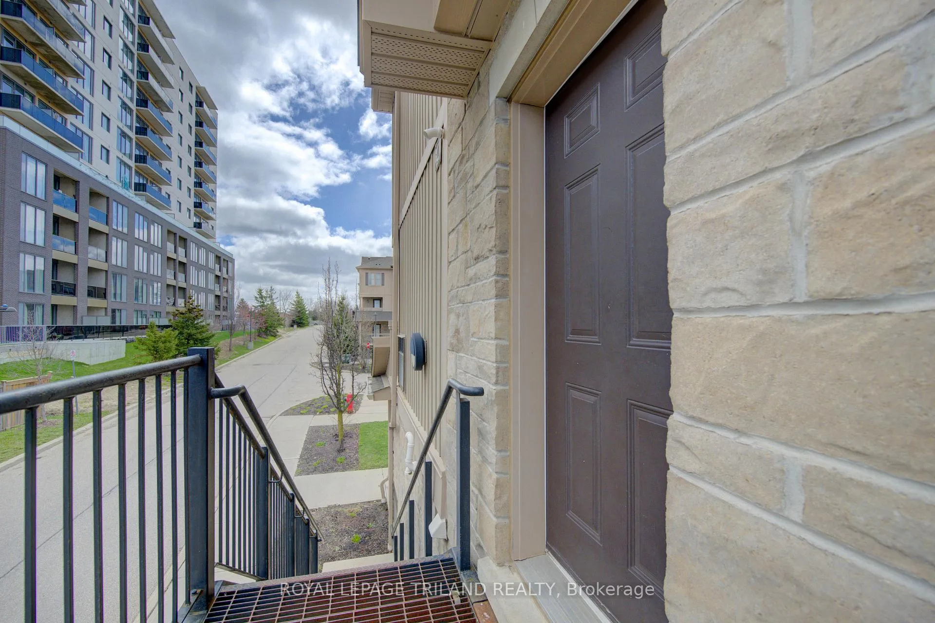 Photo 16 of Unit 9H, 1460 Highland Road W, Kitchener, Highland West — HOMEH