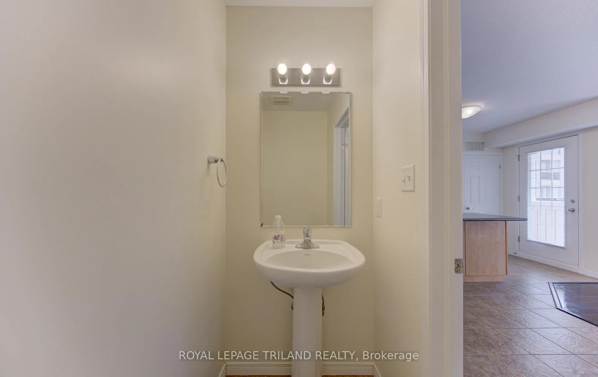 Photo 19 of Unit 9H, 1460 Highland Road W, Kitchener, Highland West — HOMEH