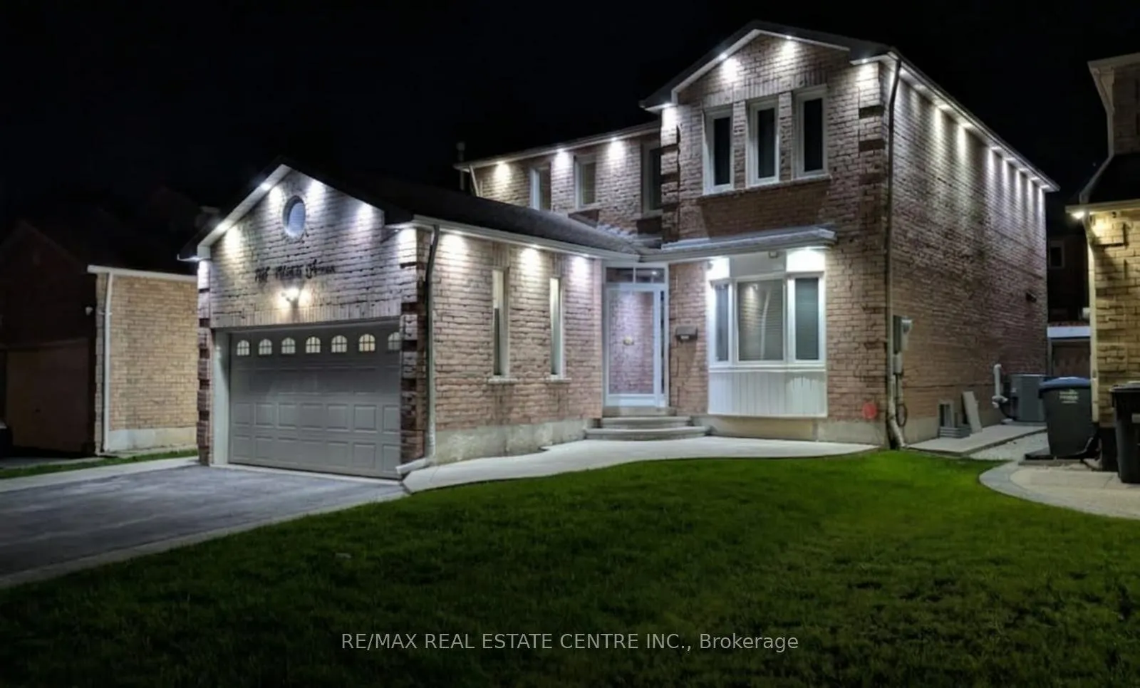Photo 3 of 108 Moffatt Avenue, Brampton, Fletcher's West — HOMEH