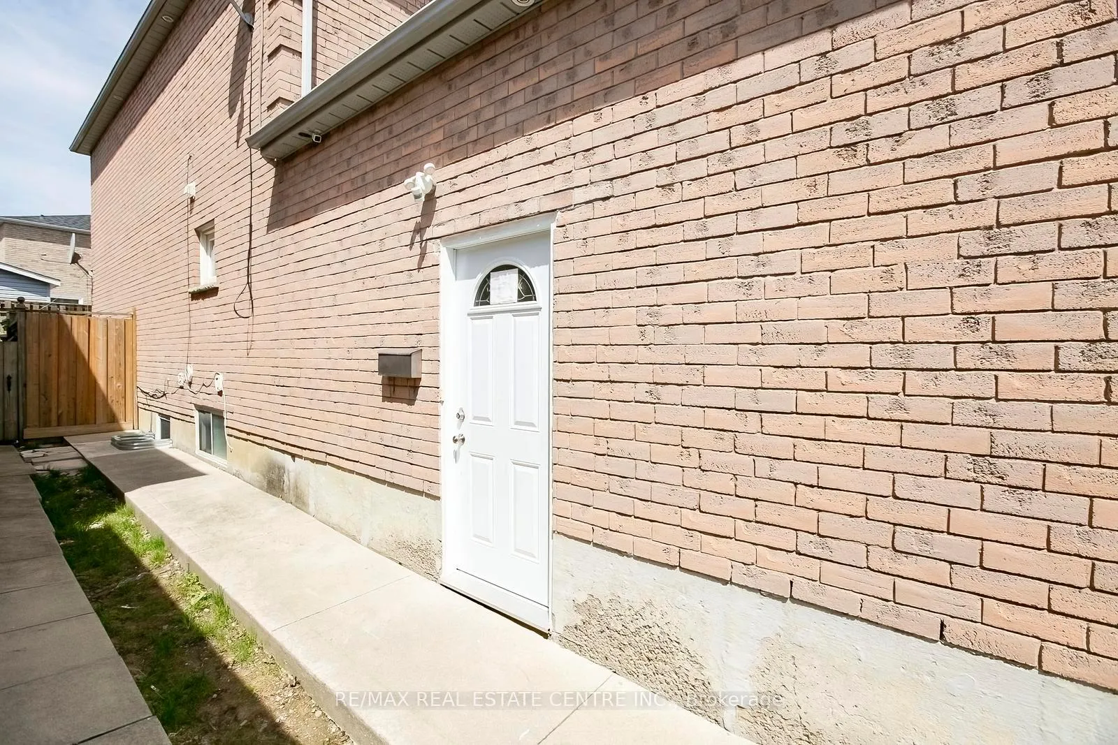 Photo 49 of 108 Moffatt Avenue, Brampton, Fletcher's West — HOMEH