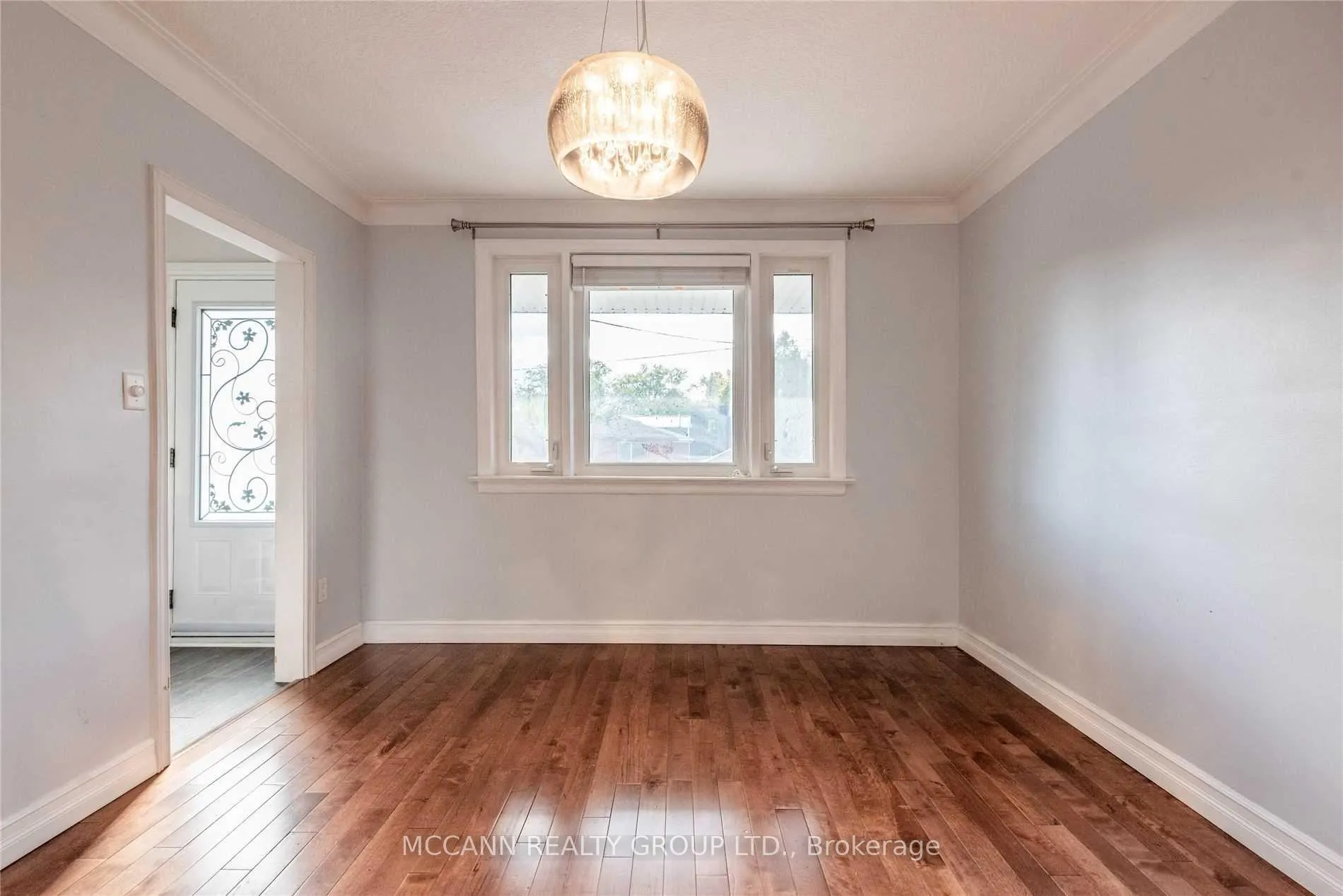 Photo 5 of Unit Main&2, 367 Harvie Avenue, Toronto, Caledonia-Fairbank — HOMEH
