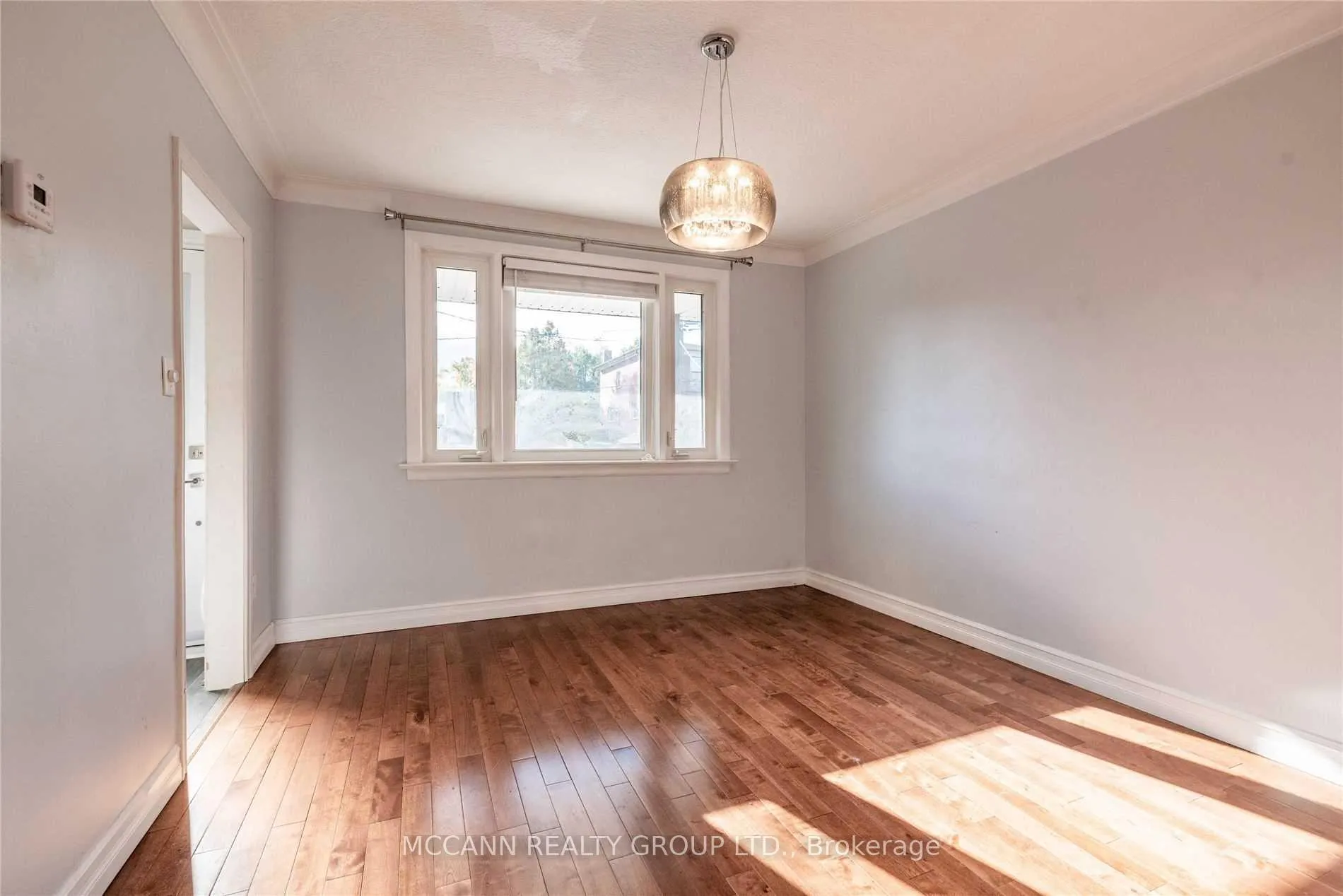 Photo 6 of Unit Main&2, 367 Harvie Avenue, Toronto, Caledonia-Fairbank — HOMEH