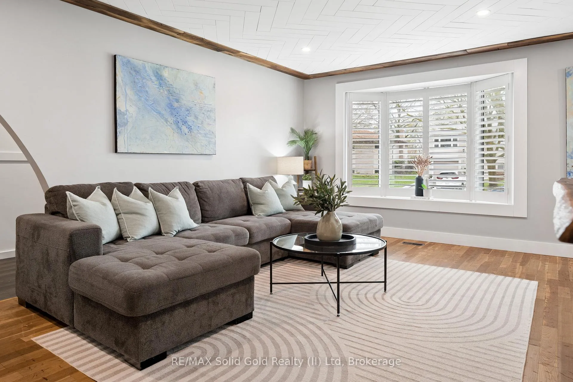 Photo 6 of 522 Glendene Crescent, Waterloo — HOMEH