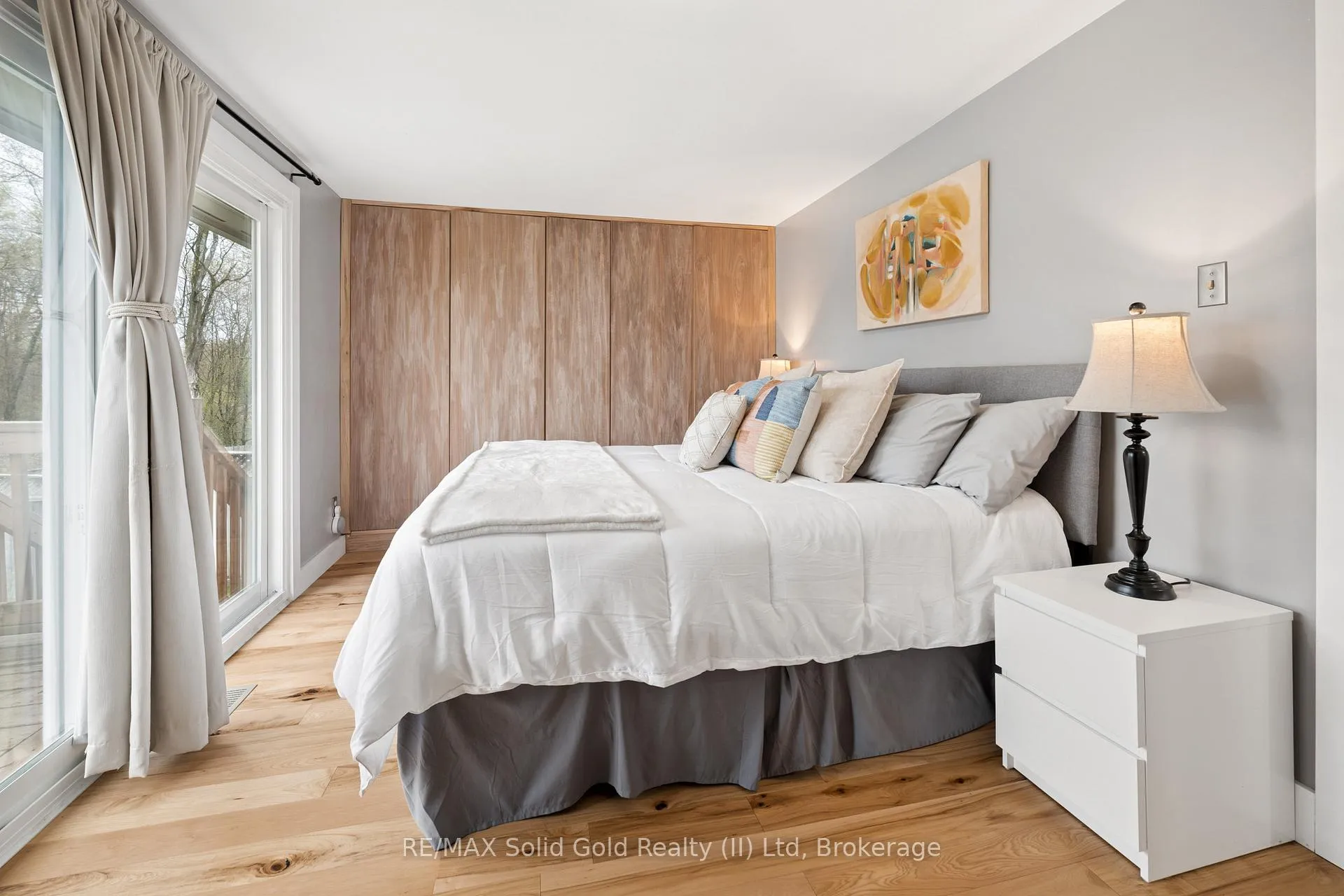 Photo 19 of 522 Glendene Crescent, Waterloo — HOMEH