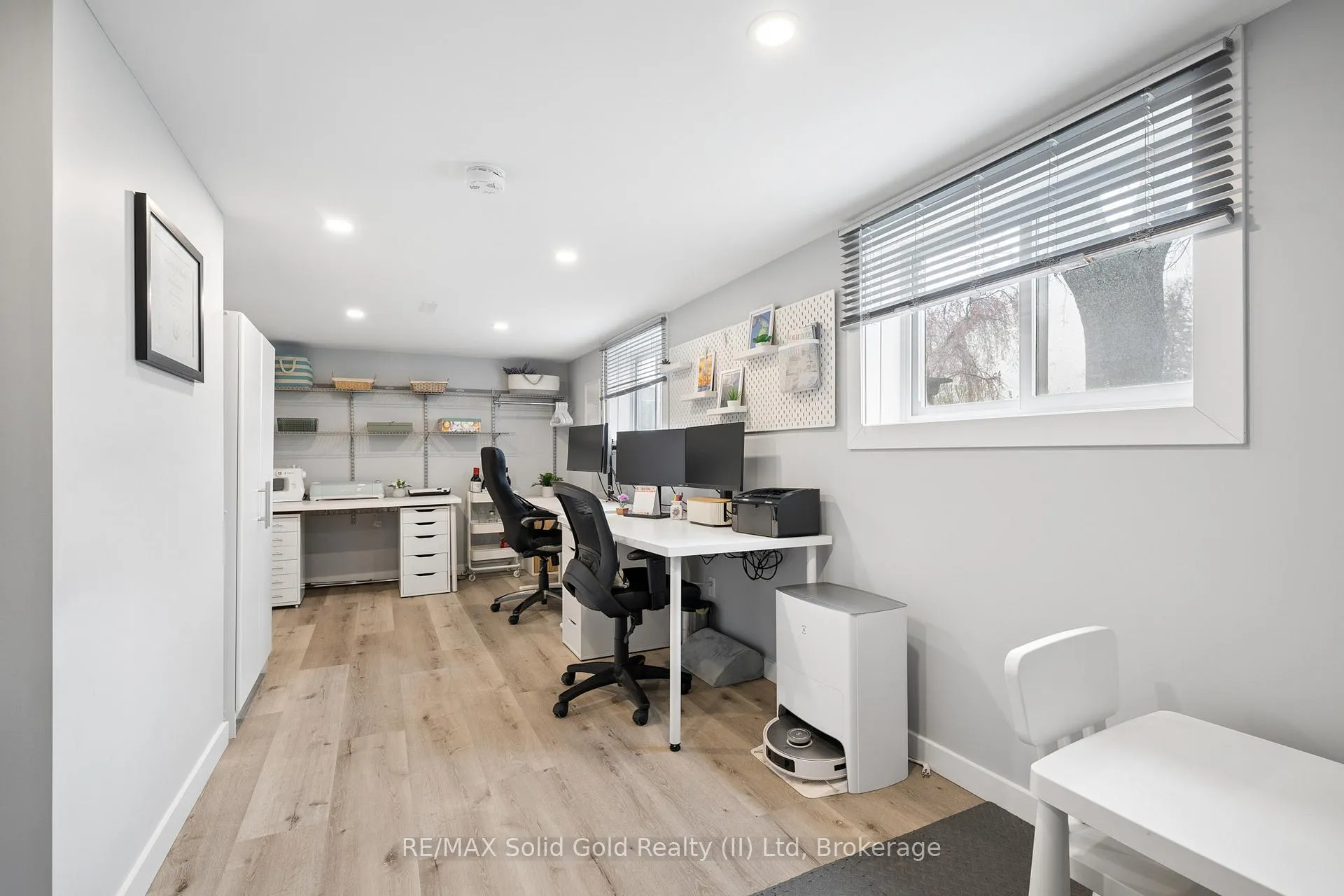 Photo 32 of 522 Glendene Crescent, Waterloo — HOMEH
