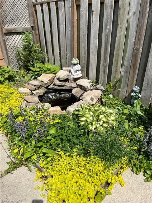 Photo 35 of Unit 99, 2301 Cavendish Drive, Burlington, Brant Hills — HOMEH