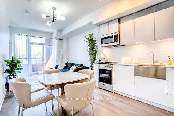 Photo 29 of 270 Dufferin Street, Toronto, High Park-Swansea — HOMEH