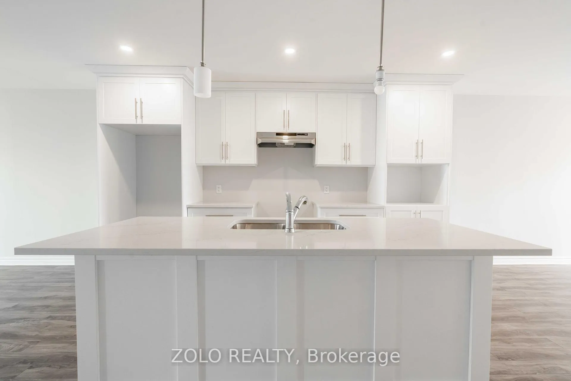 Photo 4 of 221/221A Ruby Drive, Cornwall — HOMEH