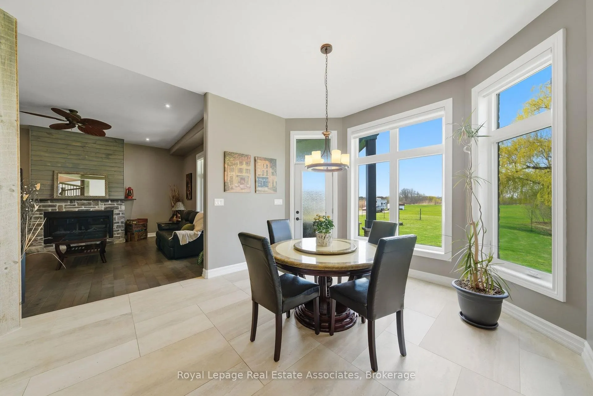 Photo 13 of 43 Third Road E, Hamilton, Rural Stoney Creek — HOMEH