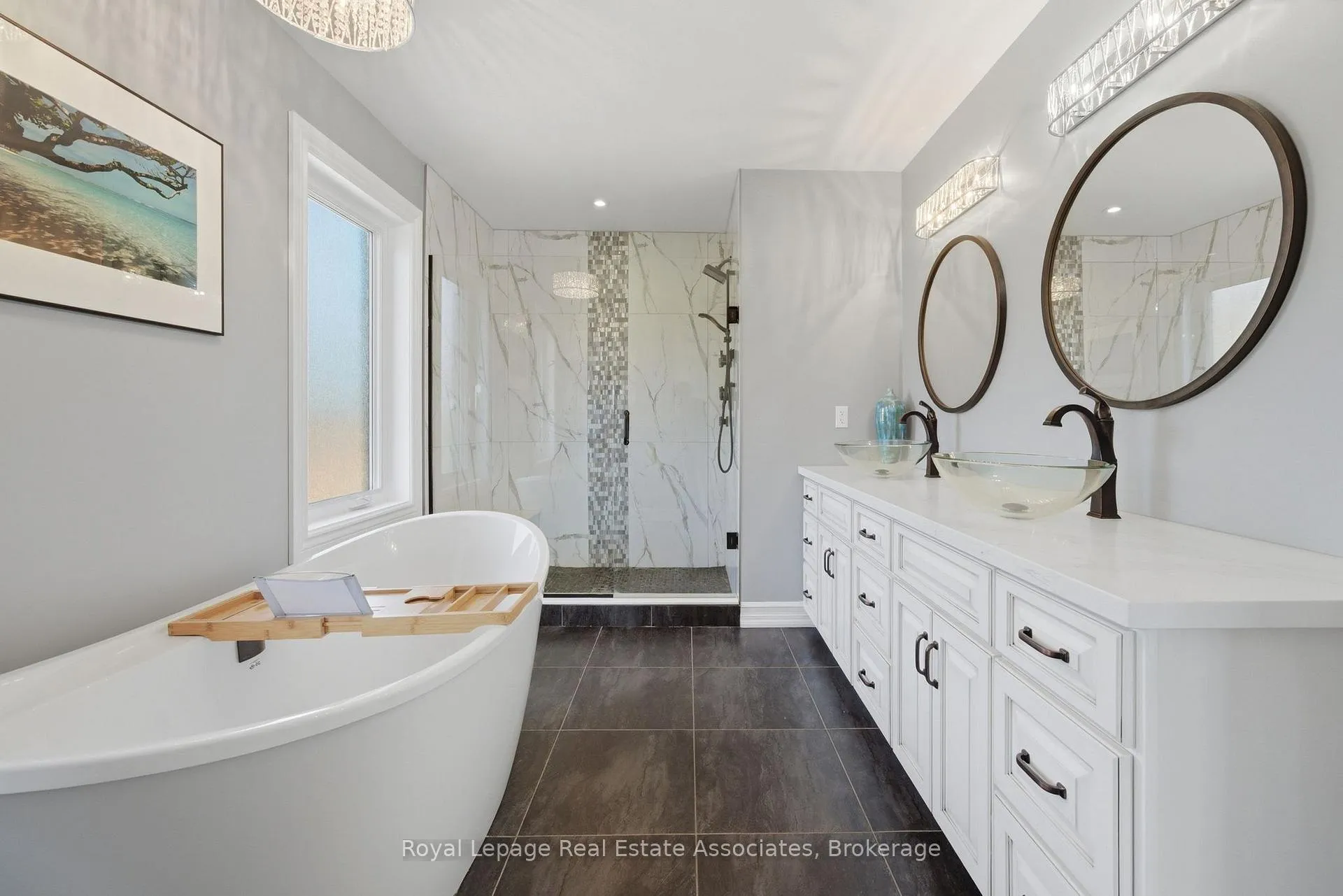 Photo 19 of 43 Third Road E, Hamilton, Rural Stoney Creek — HOMEH