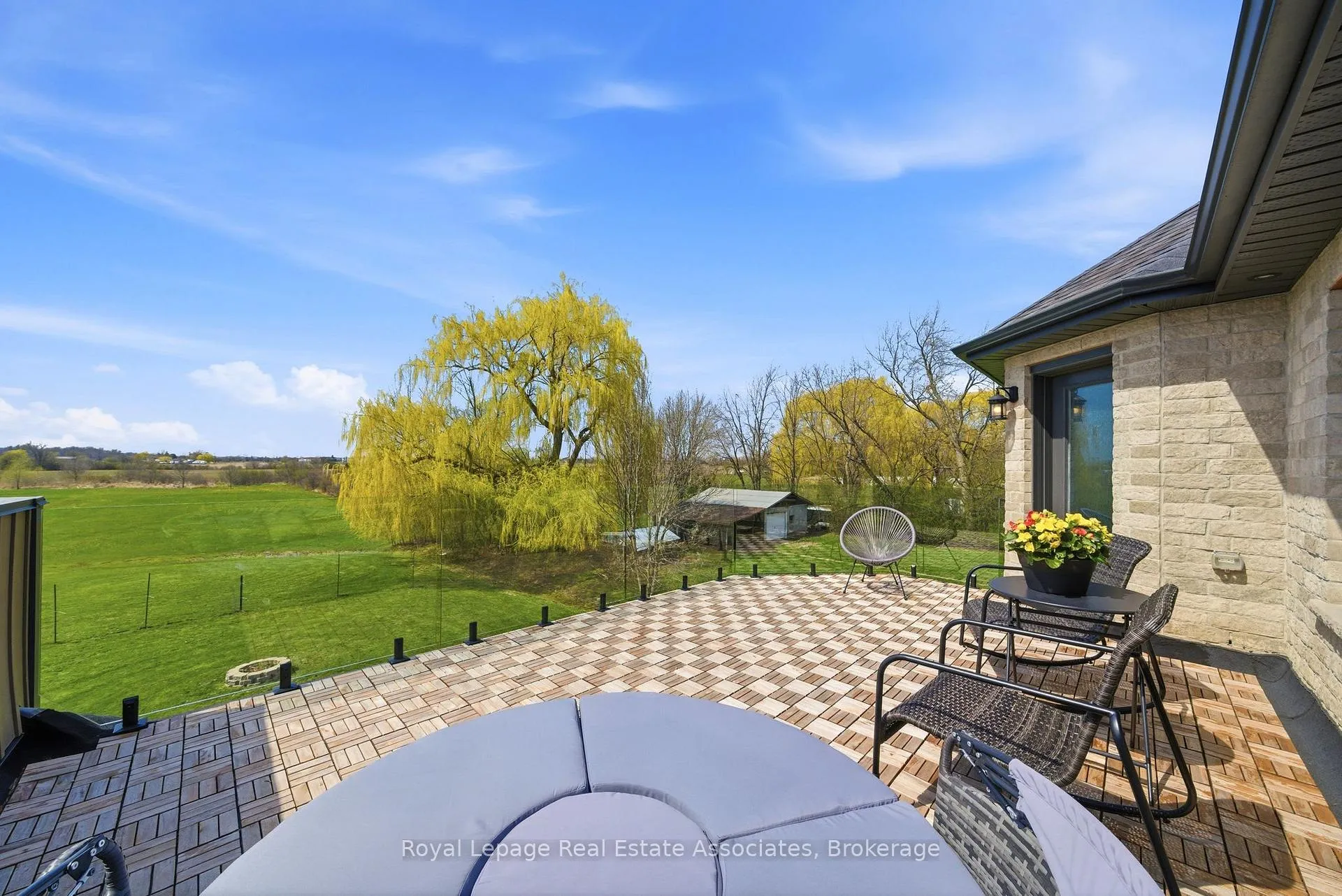 Photo 20 of 43 Third Road E, Hamilton, Rural Stoney Creek — HOMEH