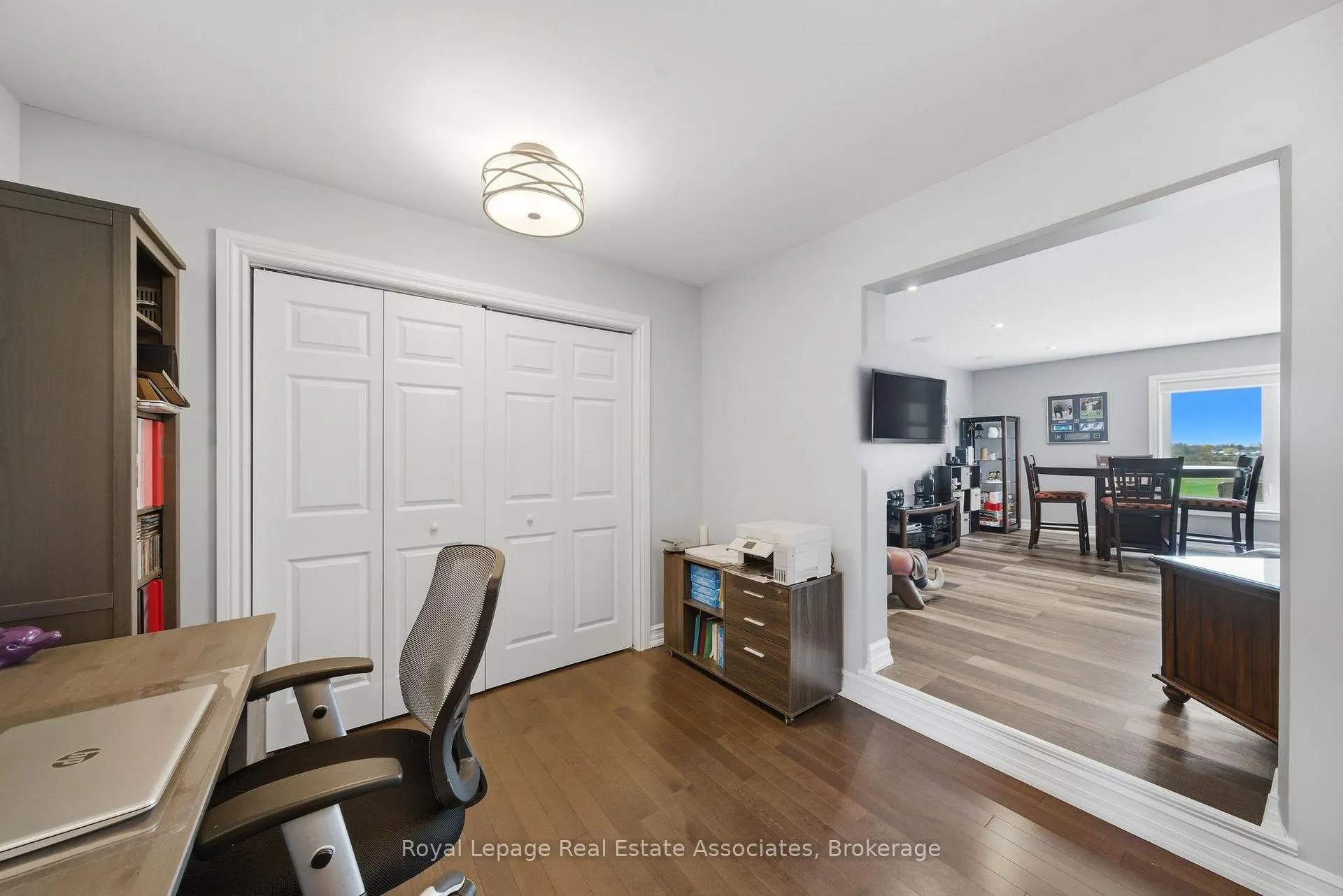 Photo 23 of 43 Third Road E, Hamilton, Rural Stoney Creek — HOMEH