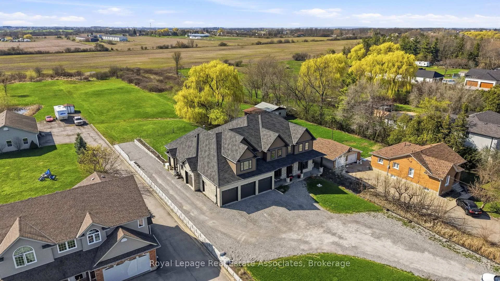 Photo 41 of 43 Third Road E, Hamilton, Rural Stoney Creek — HOMEH
