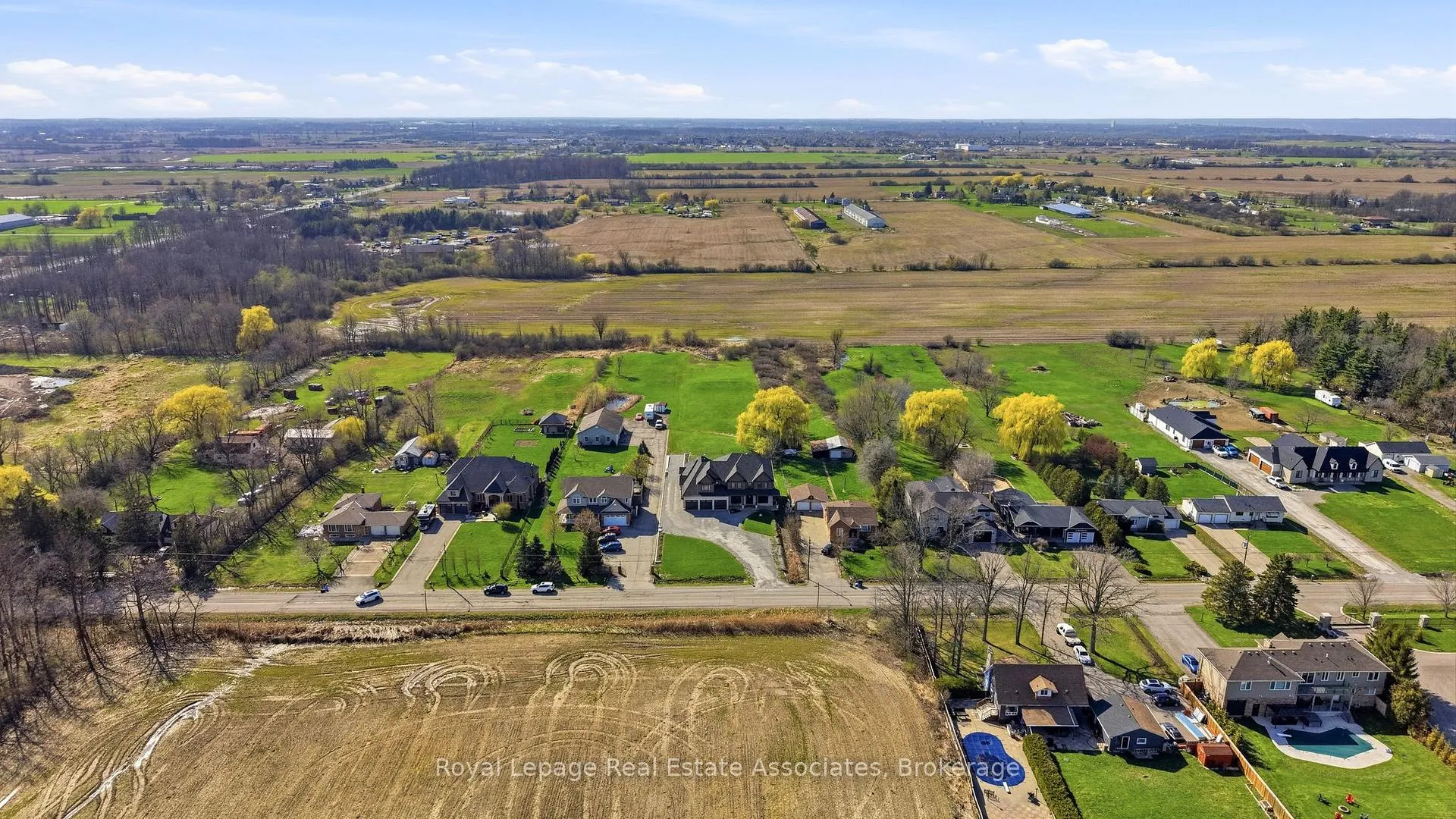 Photo 43 of 43 Third Road E, Hamilton, Rural Stoney Creek — HOMEH