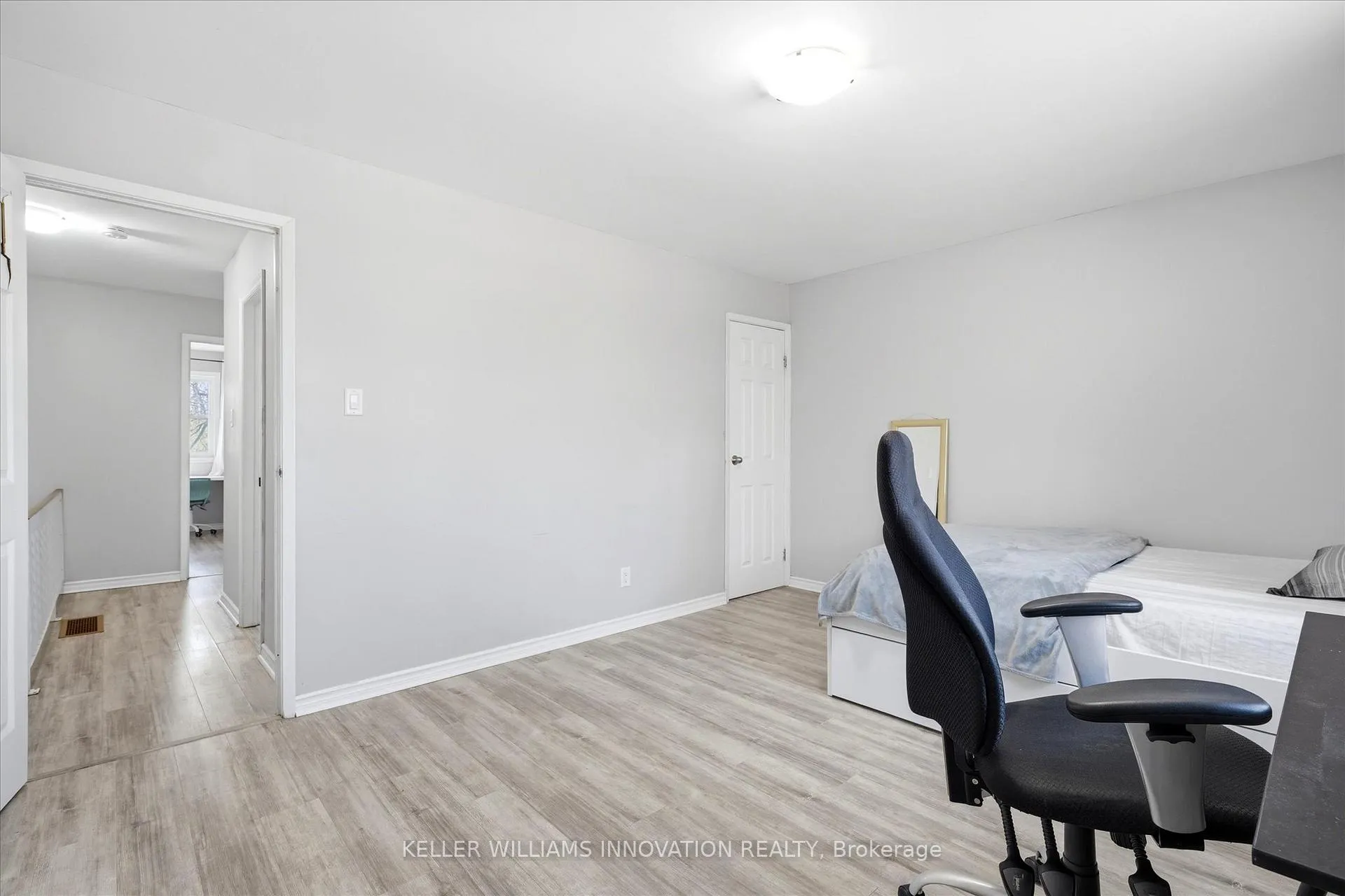 Photo 18 of Unit 4, 508 Quiet Place, Waterloo, Lakeshore Village — HOMEH
