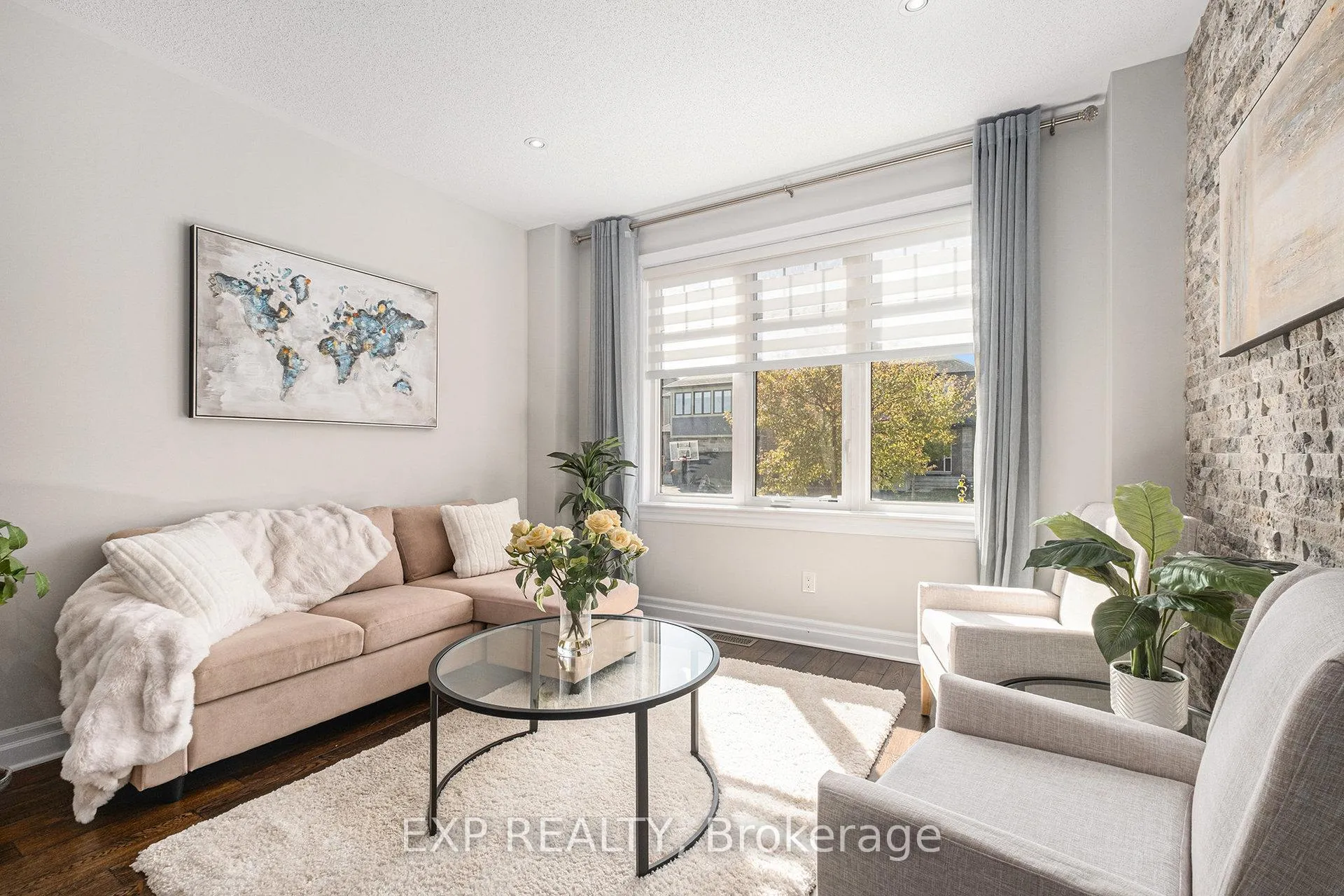 Photo 7 of 386 Andalusian Crescent, Ottawa, Kanata - Emerald Meadows/Trailwest — HOMEH