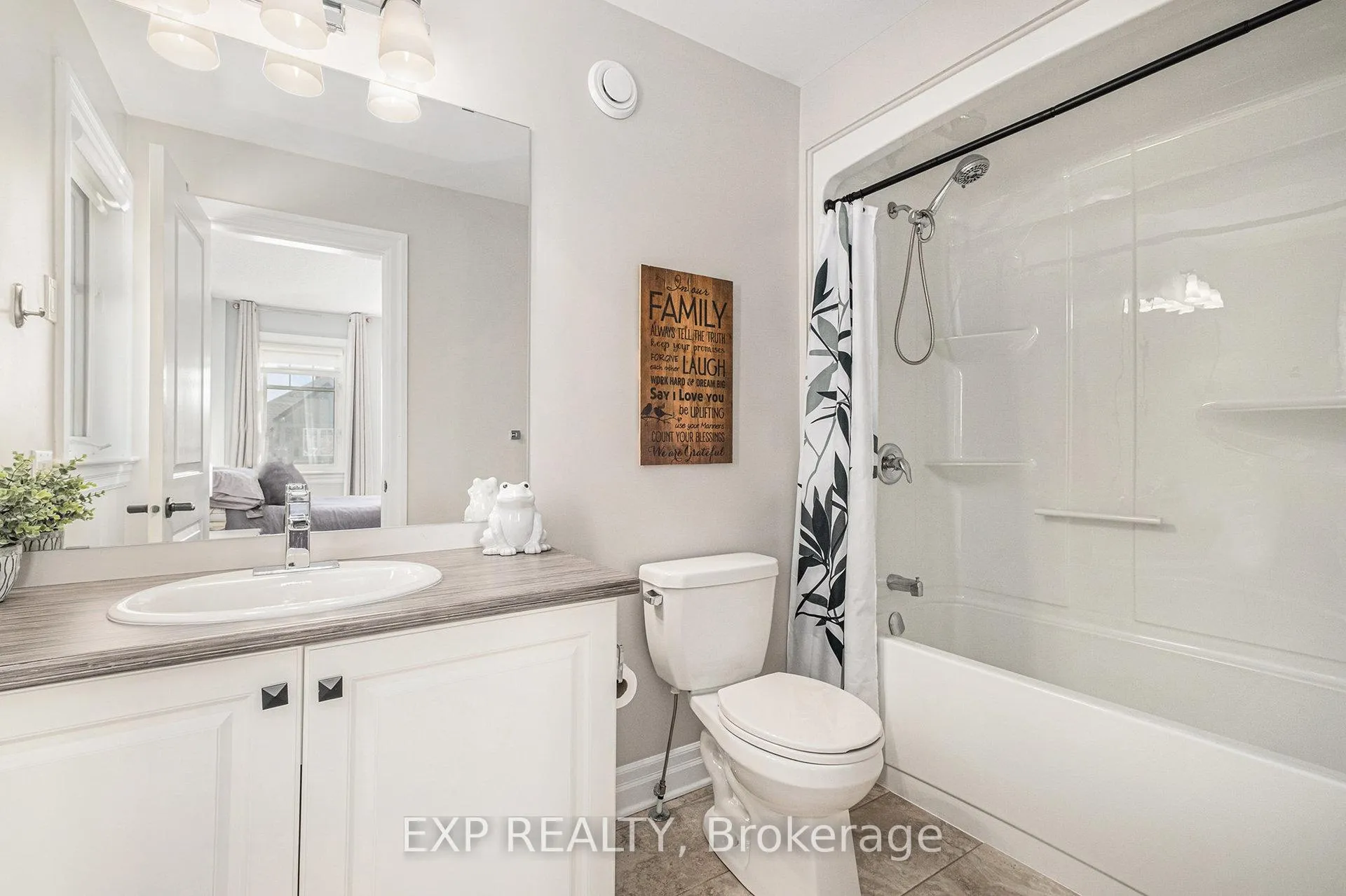 Photo 25 of 386 Andalusian Crescent, Ottawa, Kanata - Emerald Meadows/Trailwest — HOMEH