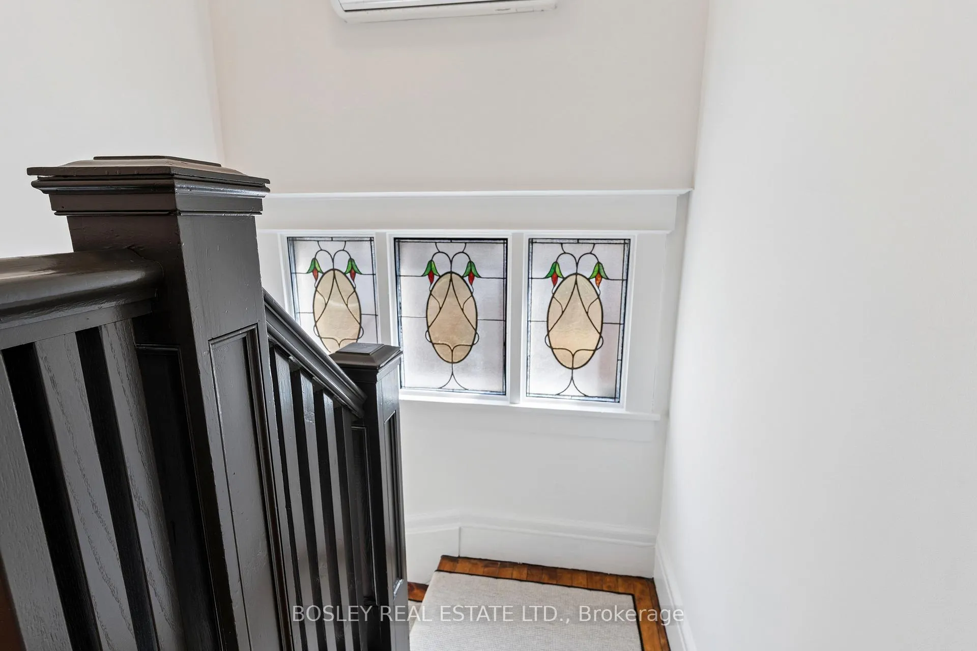 Photo 10 of 220 Wright Avenue, Toronto, High Park-Swansea — HOMEH