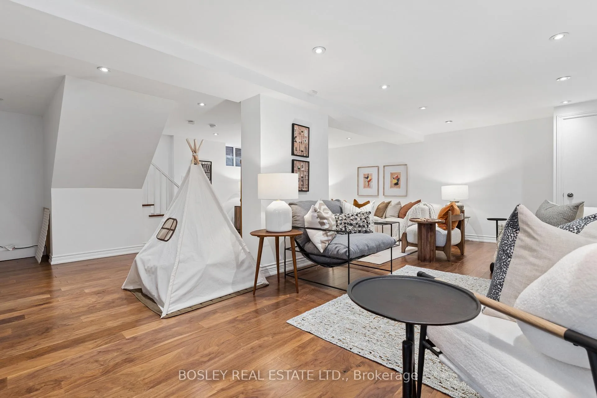 Photo 37 of 220 Wright Avenue, Toronto, High Park-Swansea — HOMEH