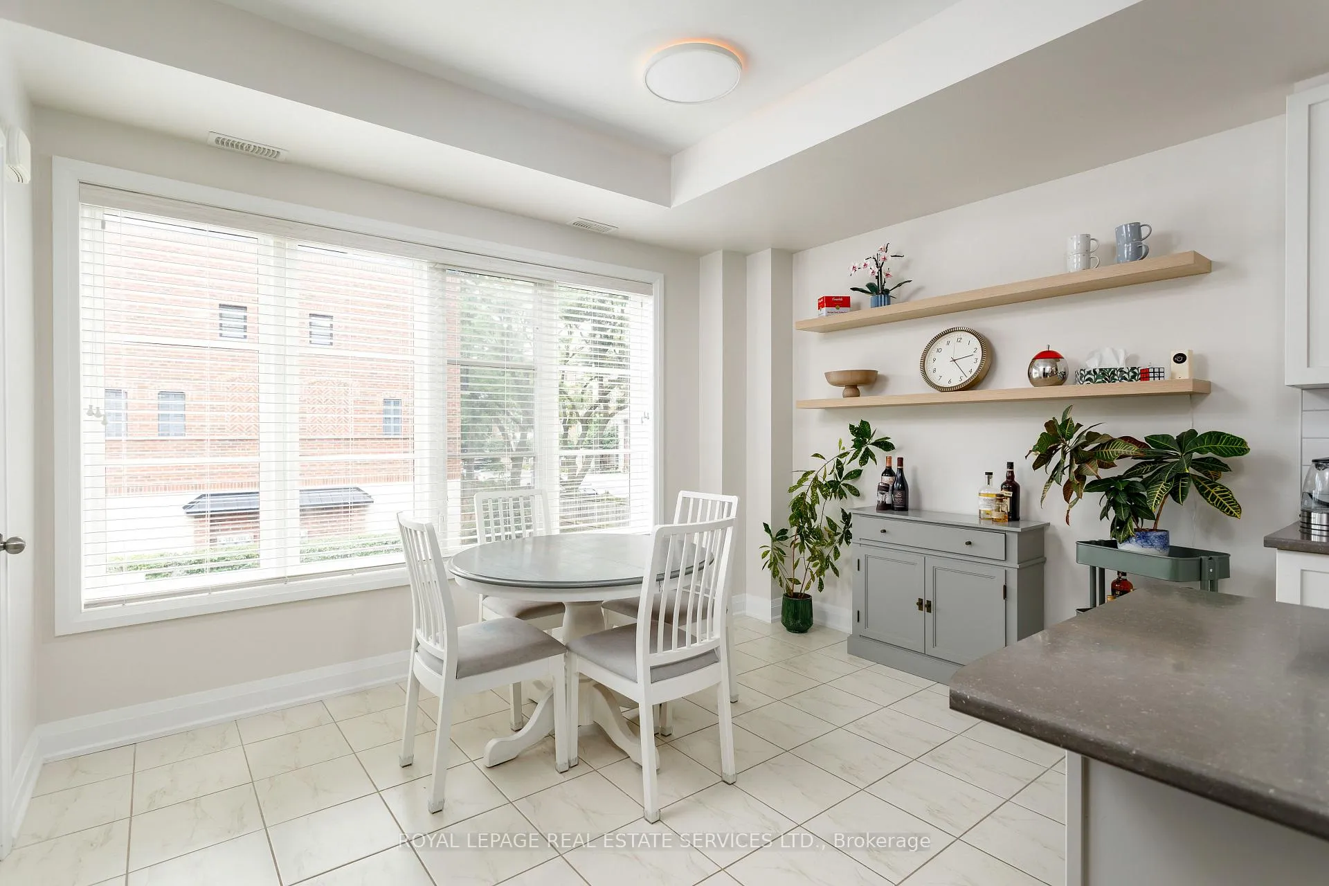 Photo 9 of Unit 22, 405 Plains Road E, Burlington, LaSalle — HOMEH