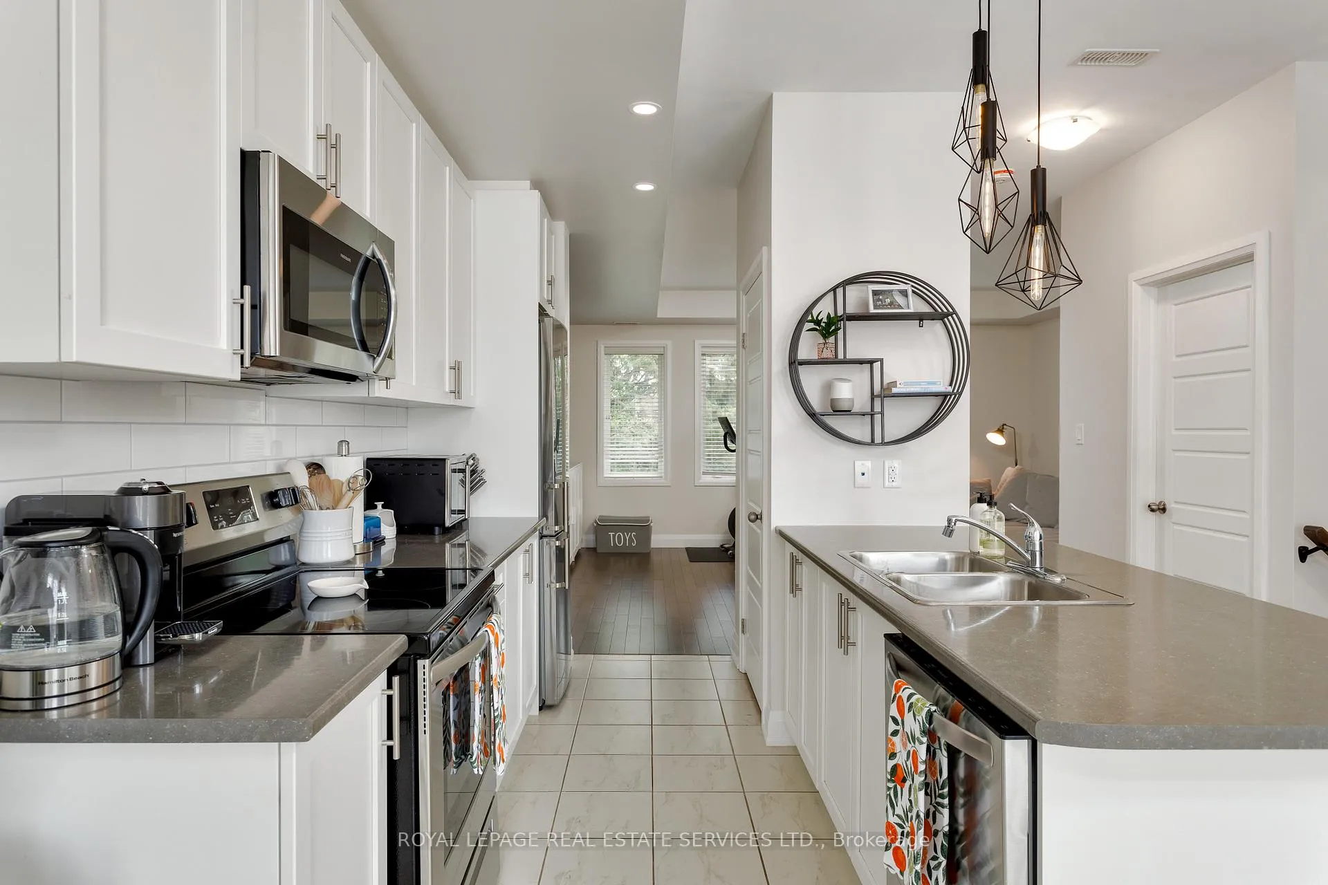 Photo 10 of Unit 22, 405 Plains Road E, Burlington, LaSalle — HOMEH
