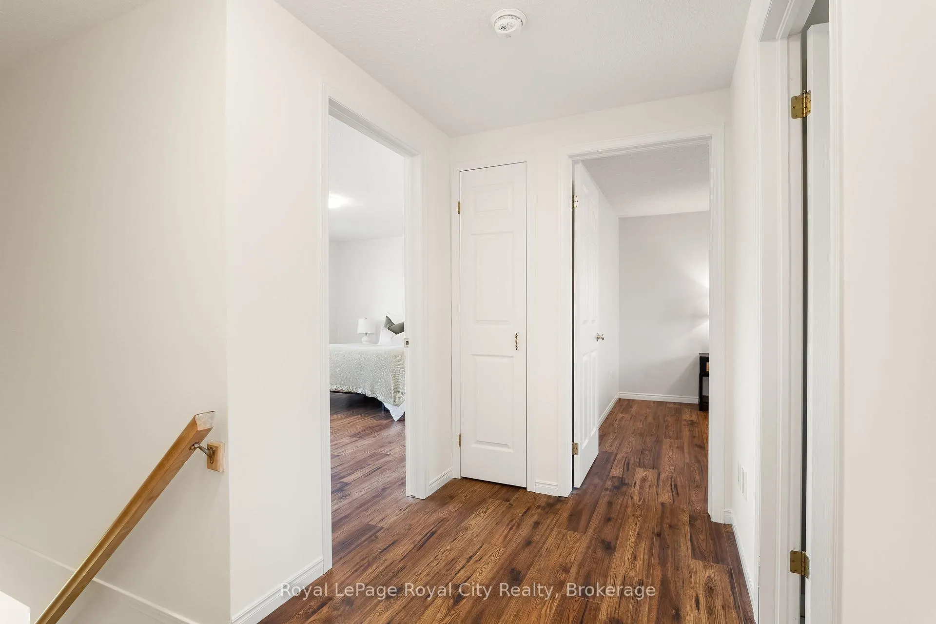 Photo 24 of 118 Clairfields Drive W, Guelph, Clairfields/Hanlon Business Park — HOMEH