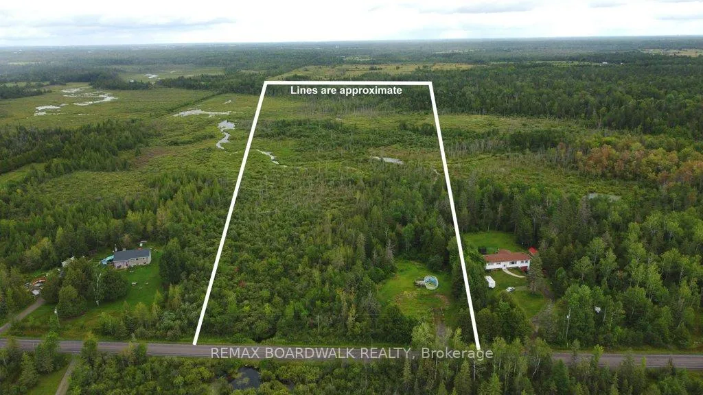 Photo 3 of 286 Brunton Side Road, Beckwith, Beckwith Twp — HOMEH